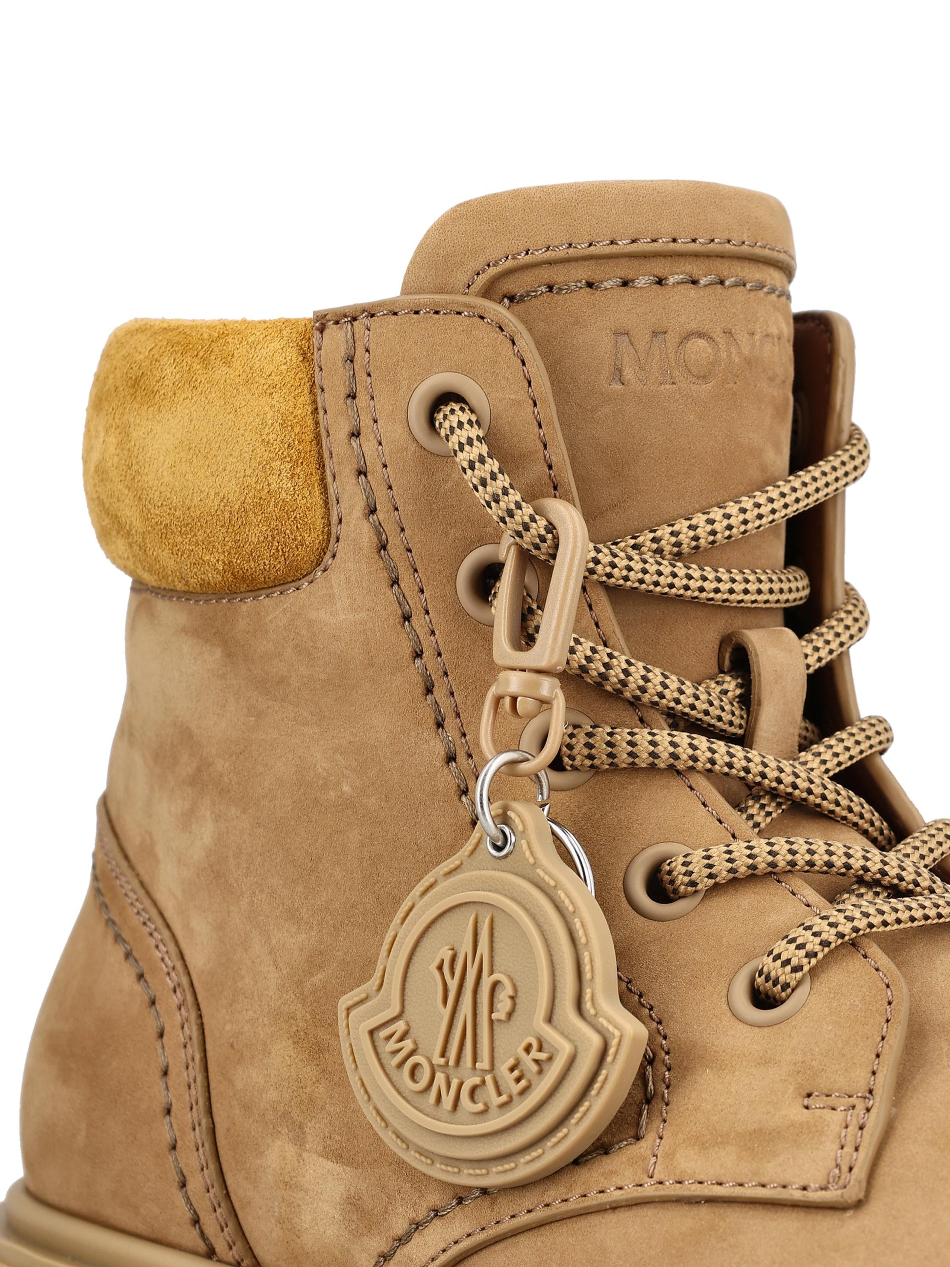 Stivali in pelle scamosciata. M4F00010 M6882235 MONCLER 