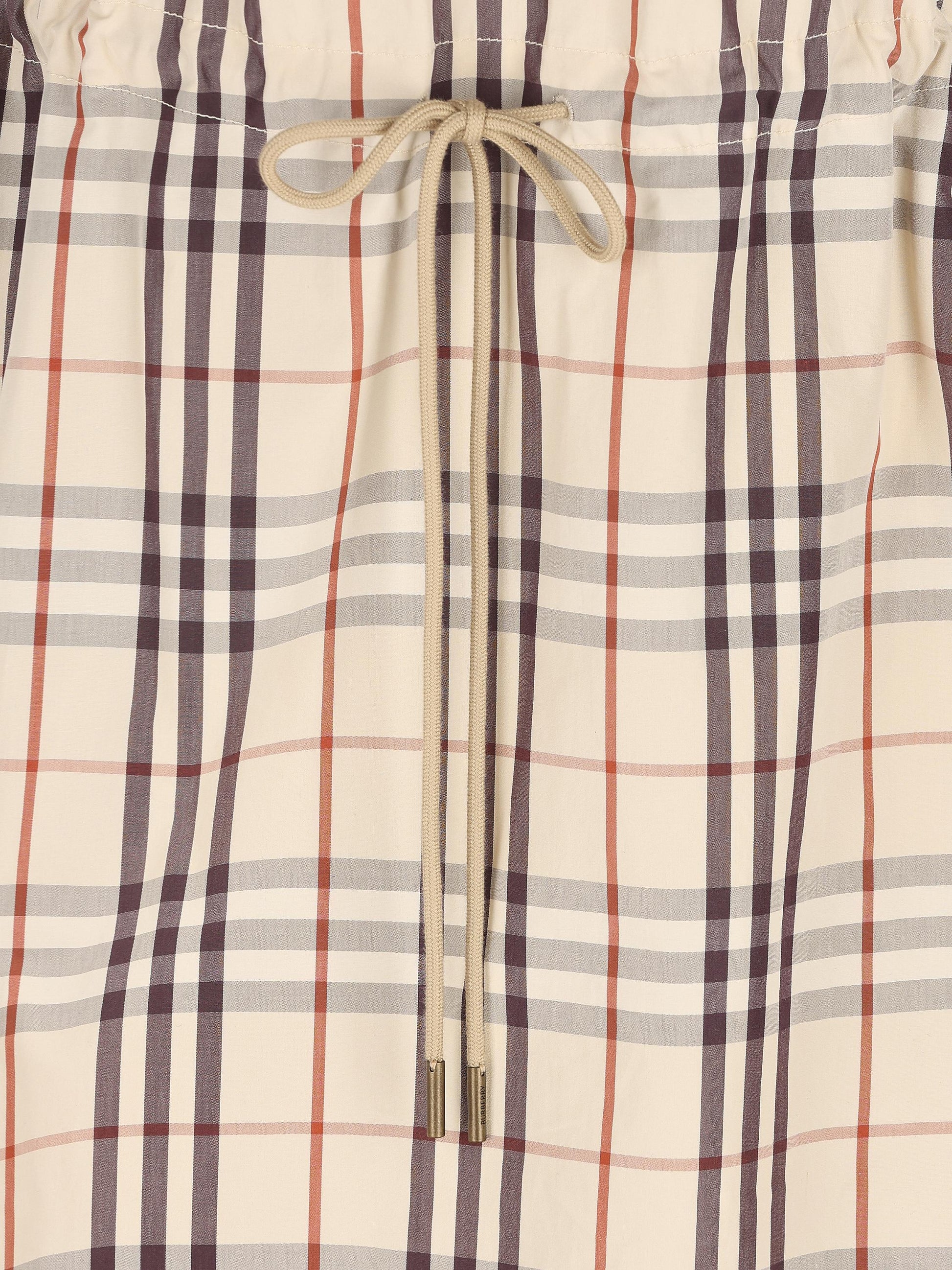 Abito realizzato in cotone. 8123248 C5586 BURBERRY 