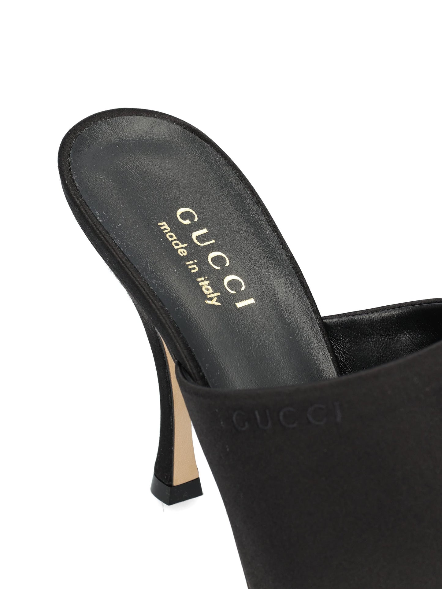 Sandalo realizzato in raso. 856997 F14001000 GUCCI 