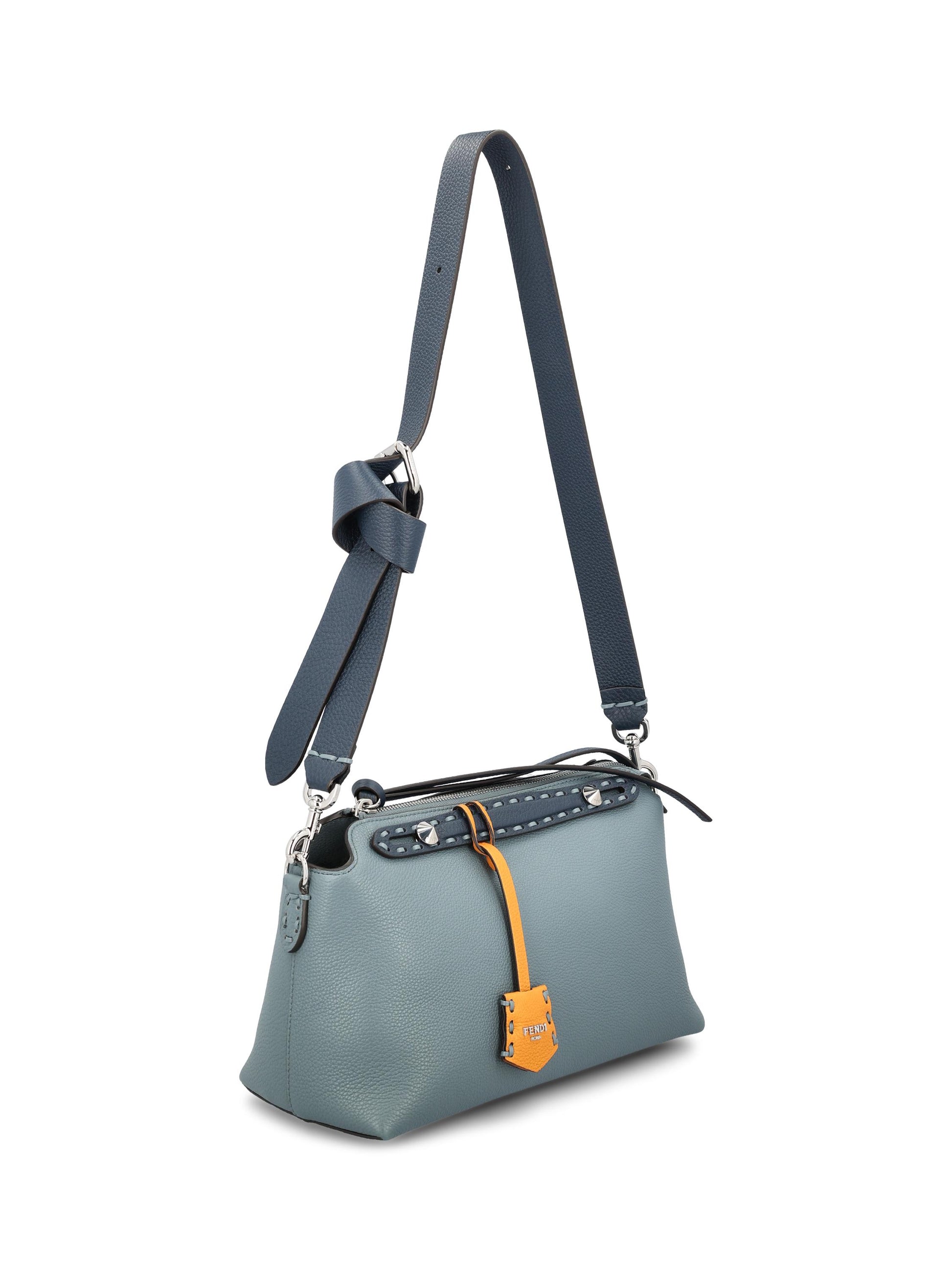 Borsa realizzata in pelle. 8BL155 AVTCF1UR5 FENDI 