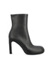 Stivali realizzati in pelle. 844897 WBDH51081 BALENCIAGA 