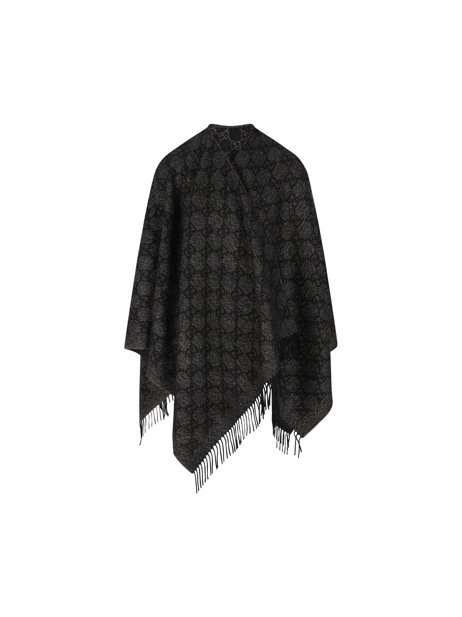 Mantella realizzata in cashmere. 853216 3GAMK1062 GUCCI 