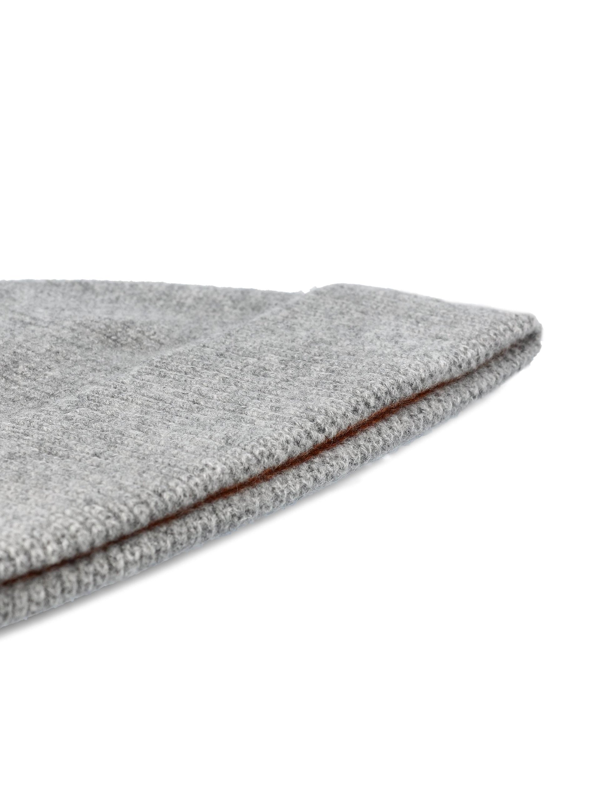 Berretto realizzato in cashmere. RUEAT01A8 BNIK95 ZEGNA 