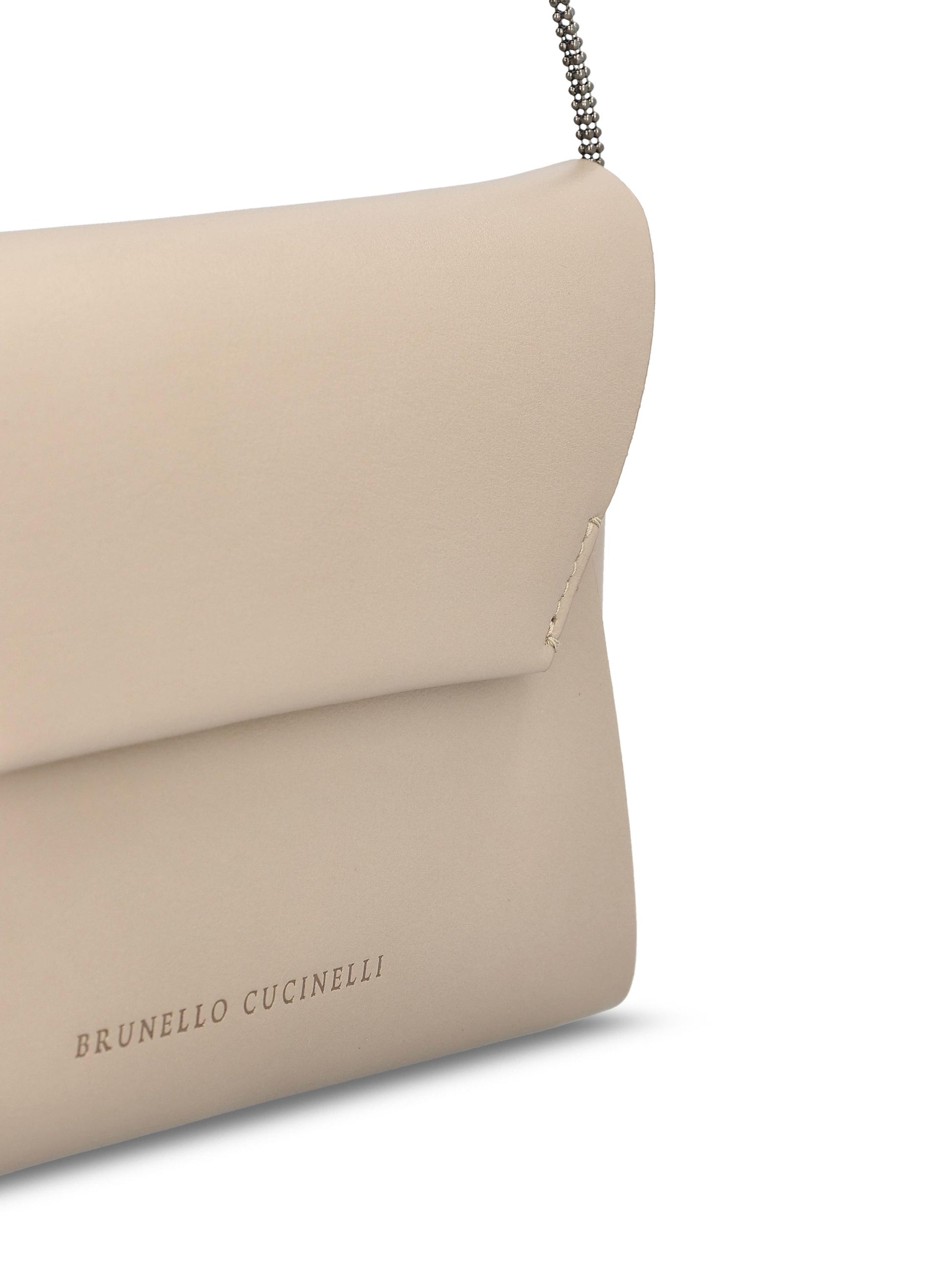 Pochette realizzata in pelle. MWXAD2722 C8922 BRUNELLO CUCINELLI 