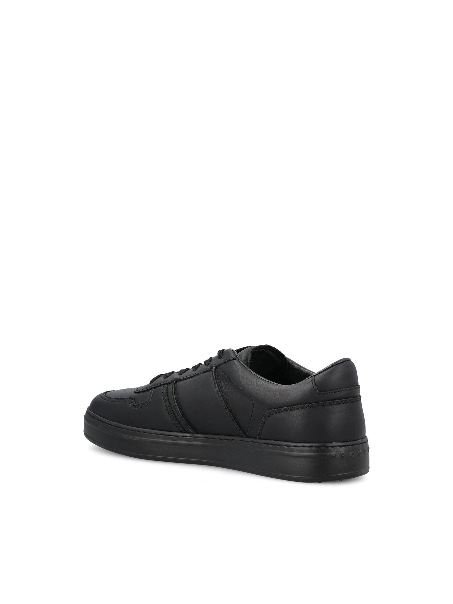 Sneakers realizzate in pelle di vitello. HXM6680FT00UDM B999 HOGAN 