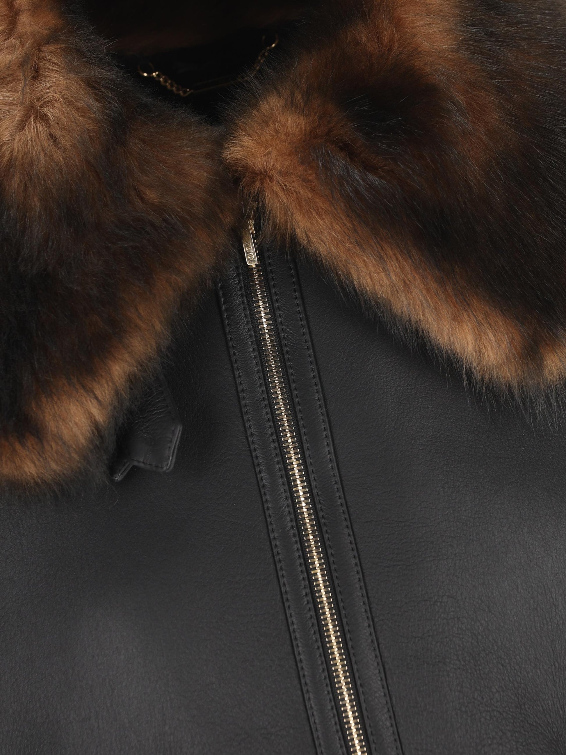 Gilet realizzato in pelle di agnello. FM5434 AHBDF0GME FENDI 