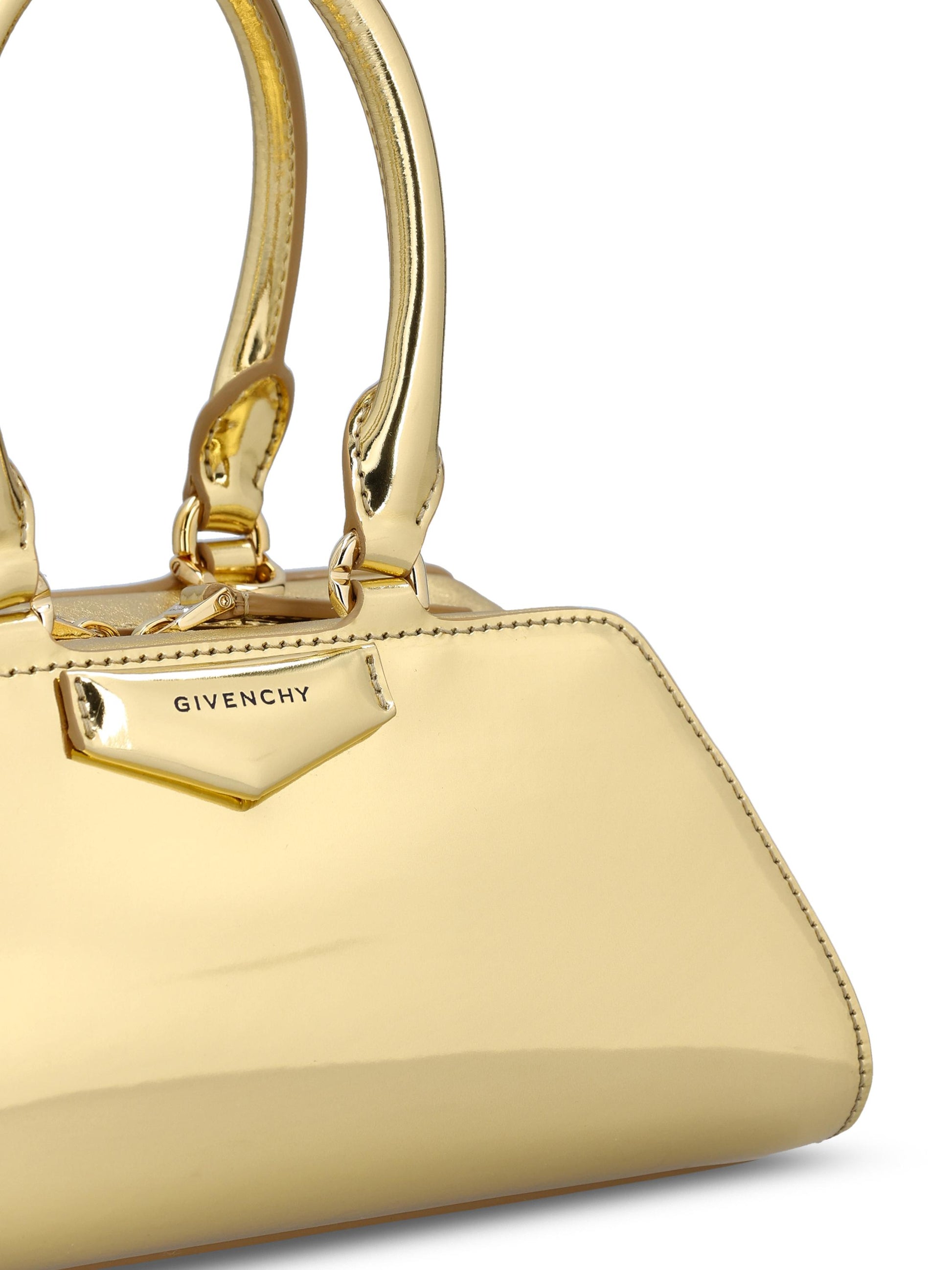 Borsa realizzata in pelle di vitello. BB5146B2AS 715 GIVENCHY 