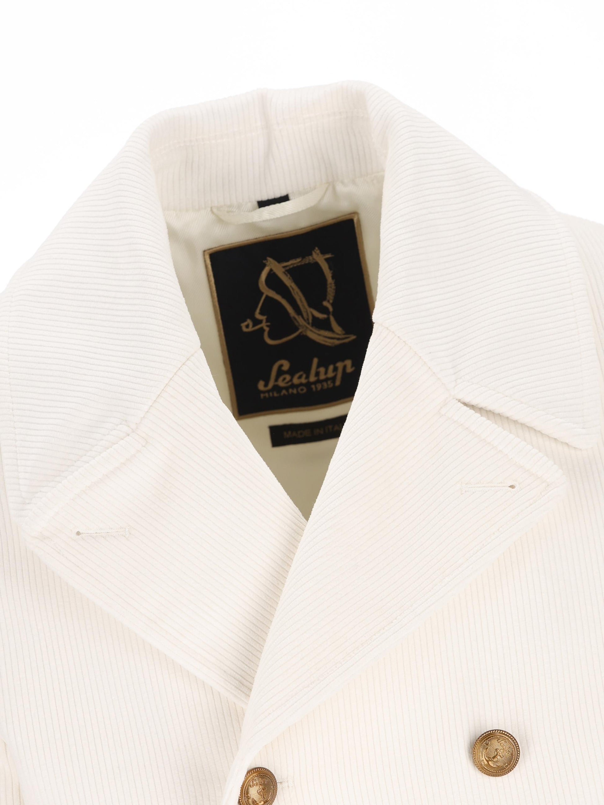 Cappotto realizzato in velluto. 50094BIS 9626841 SEALUP 