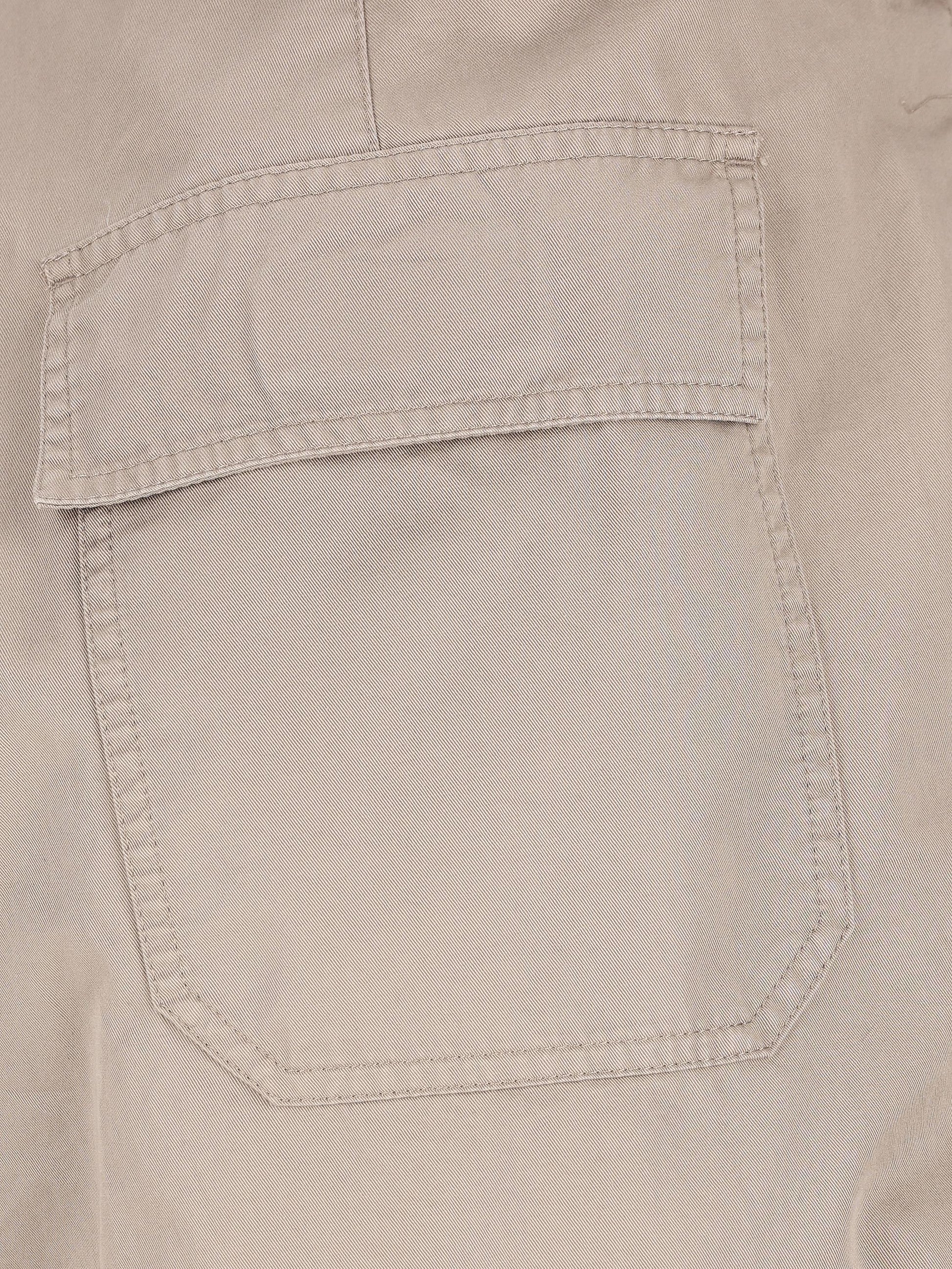 Pantaloni realizzati in cotone. 857631 TSP139509 BALENCIAGA 