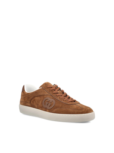 Sneakers realizzate in pelle di vitello. 845147 AAFGP2361 GUCCI 