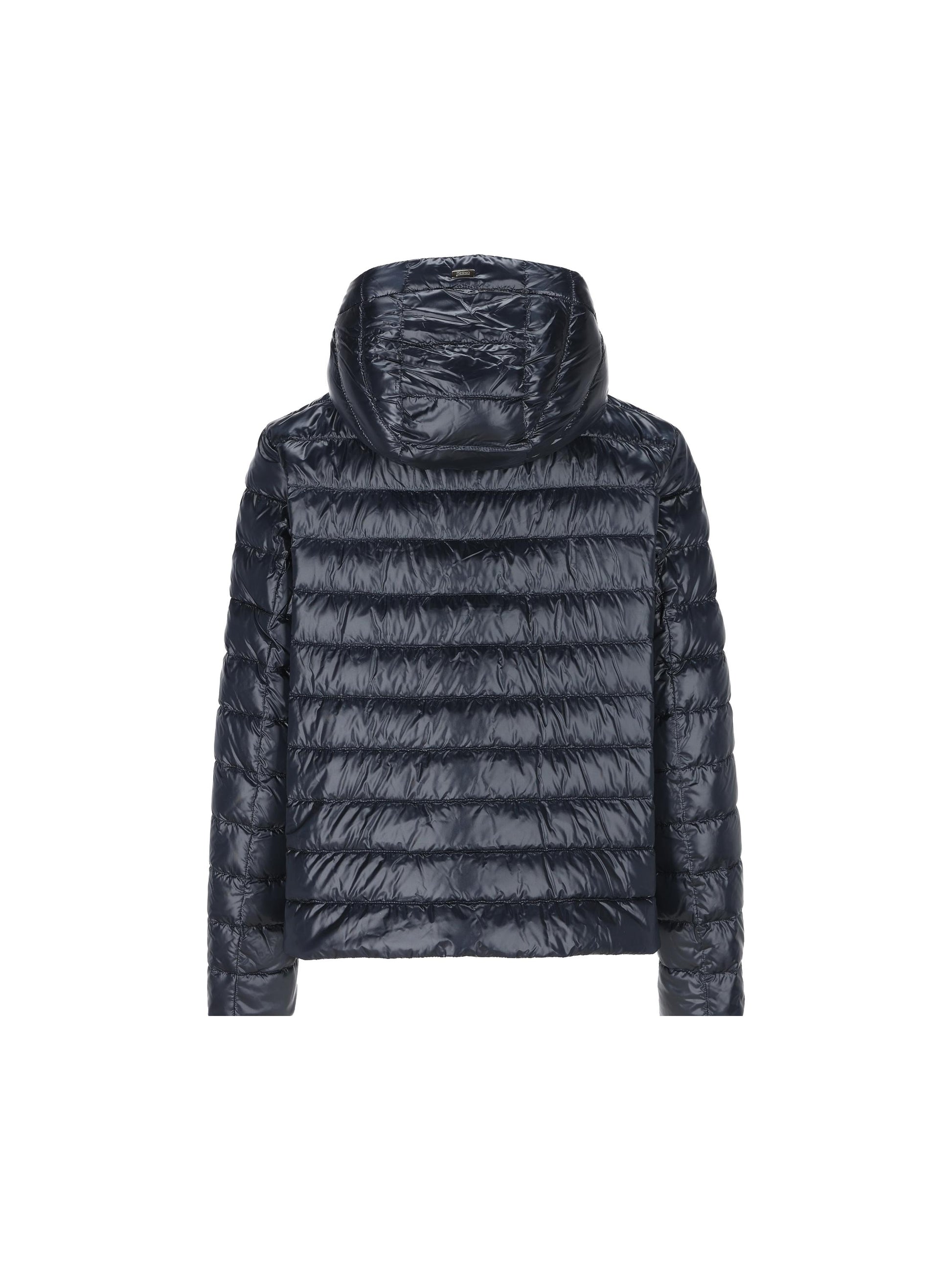 Piumino realizzato in poliammide. PI001994D 12017Z9200 HERNO 