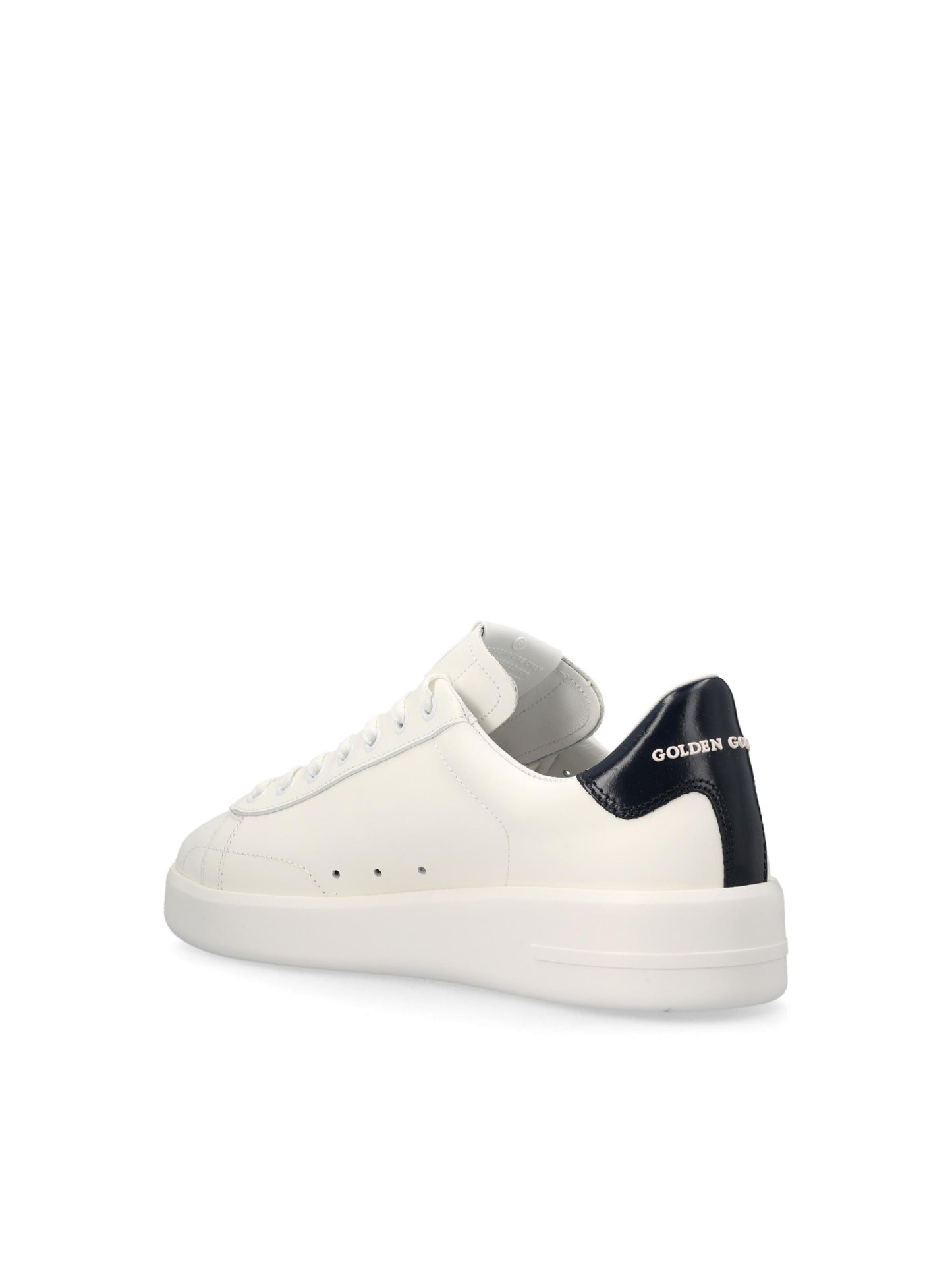 Sneakers realizzate in pelle di vitello. GMF00197 F00416110793 GOLDEN GOOSE 