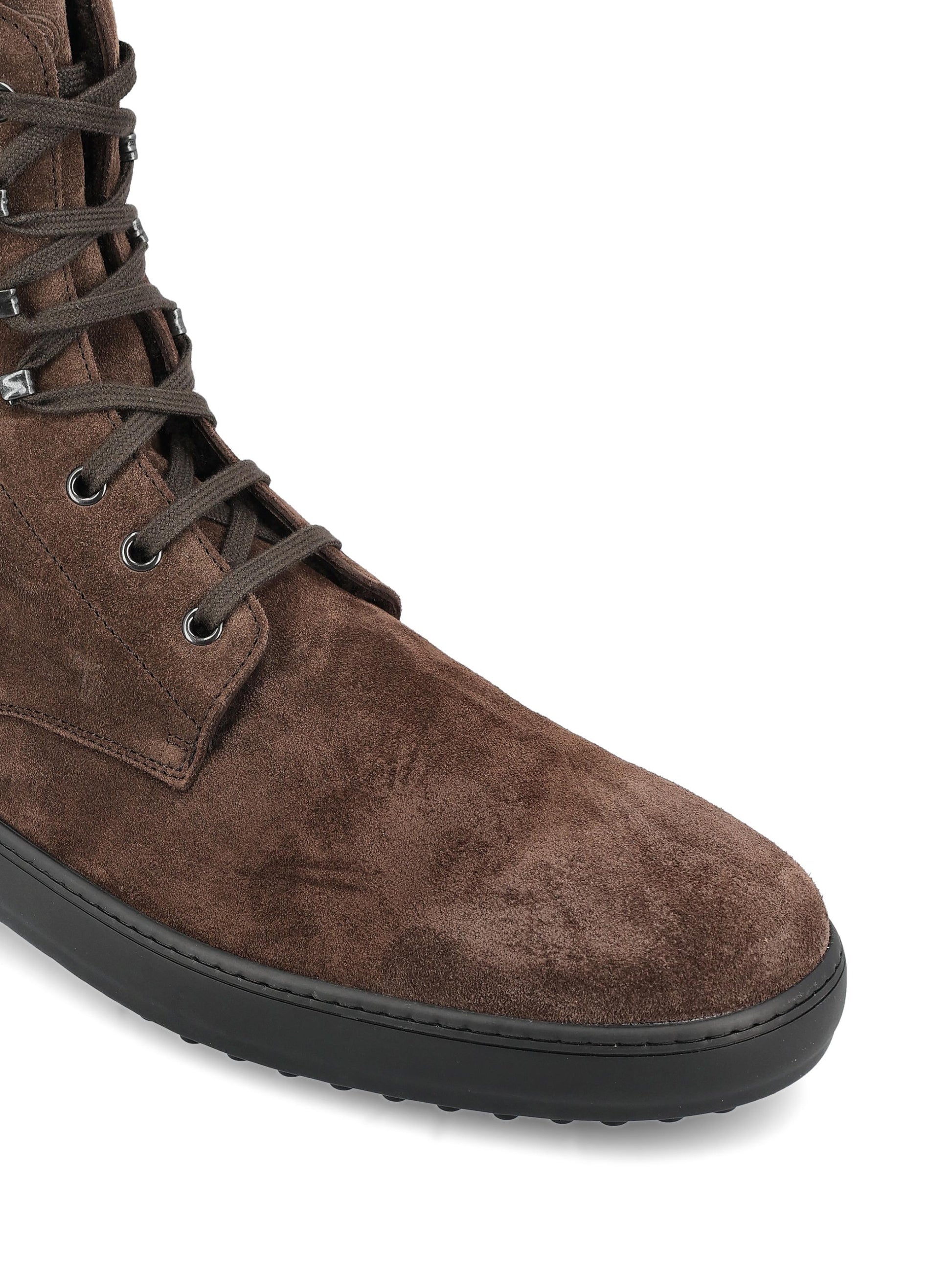 Stivaletto realizzato in pelle di vitello scamosciato. XXM84L0GK60RE0 S800 TOD'S 