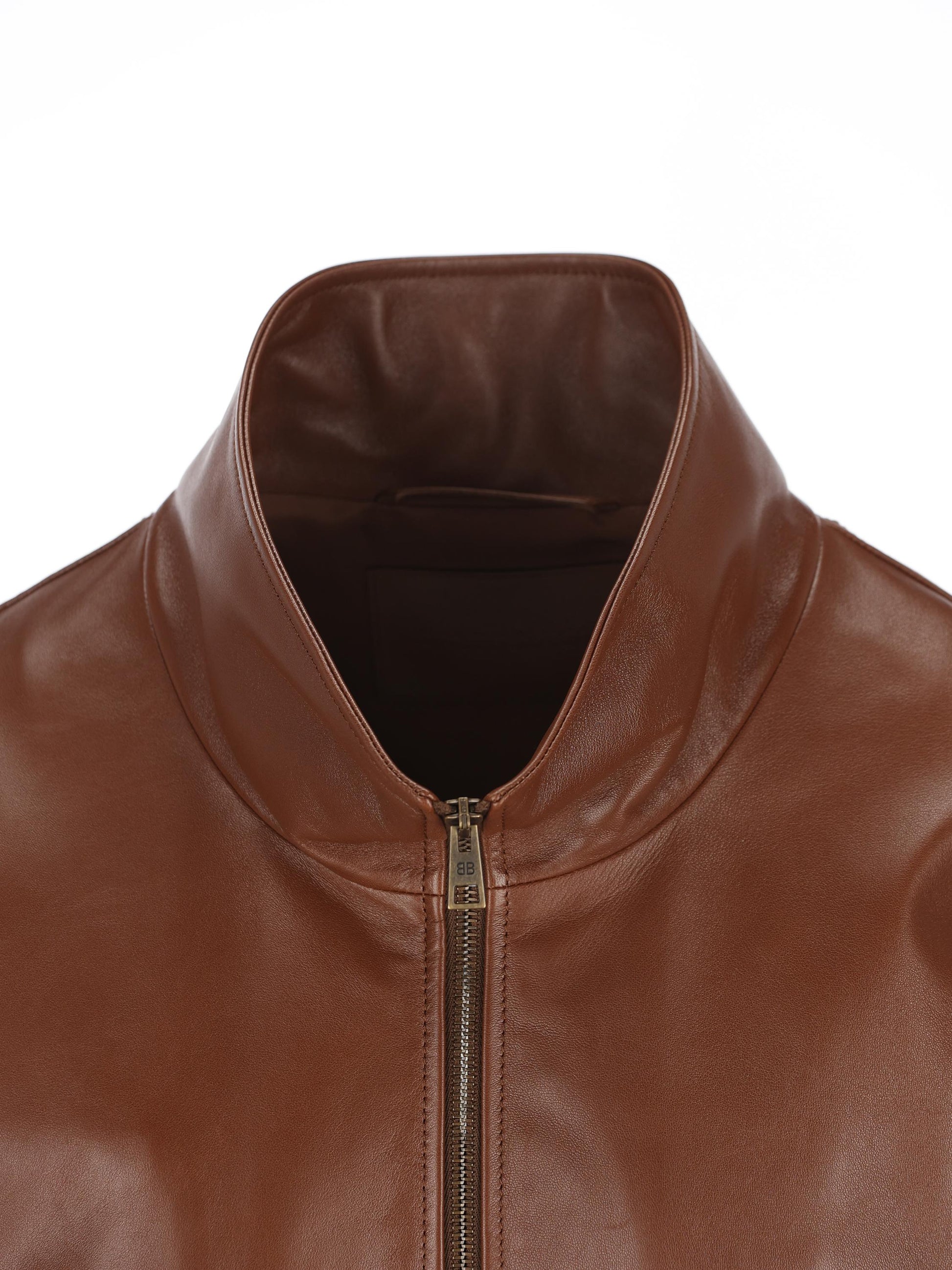 Giacca realizzata in pelle. 871987 TUS112135 BALENCIAGA 