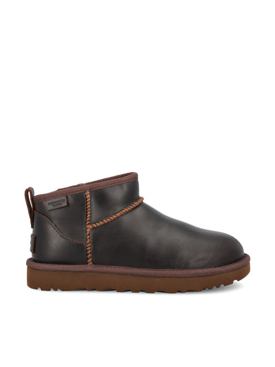 Stivali realizzati in pelle. 1163490 IWD UGG 