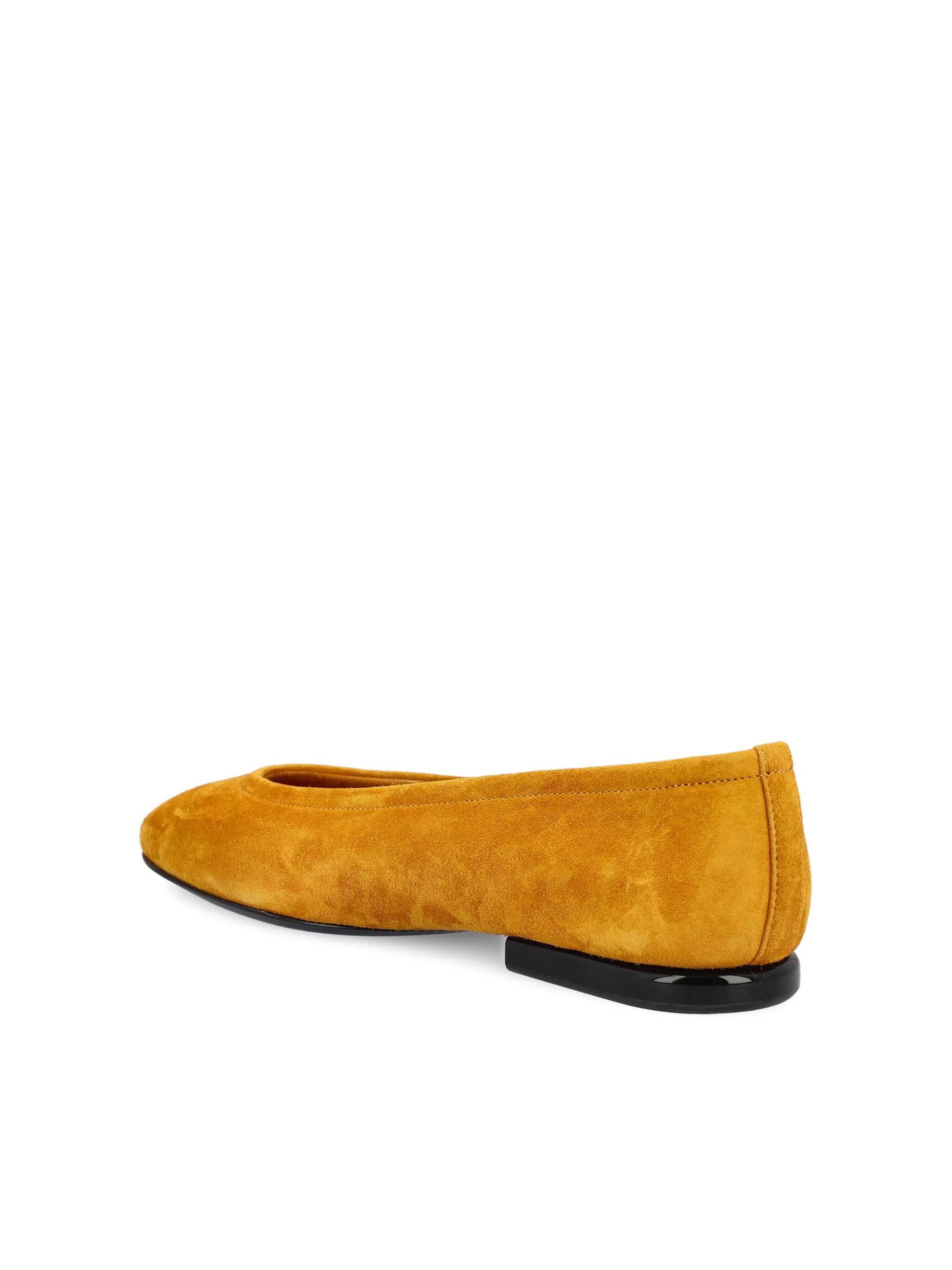 Ballerine realizzate in pelle di capra. FAO6141 L0E7 LORO PIANA 