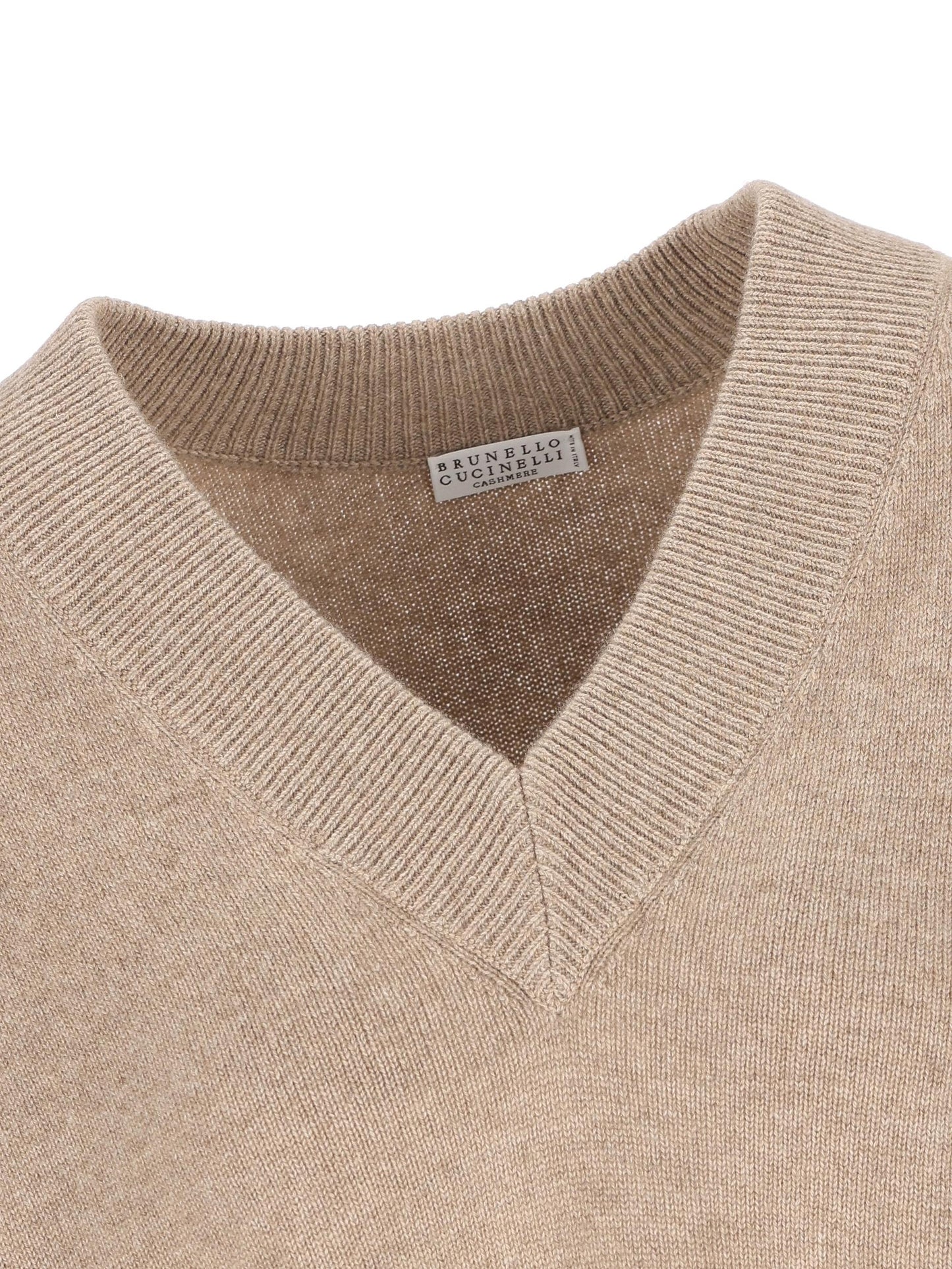 Maglia realizzata in cashmere. M12730002 C077 BRUNELLO CUCINELLI 