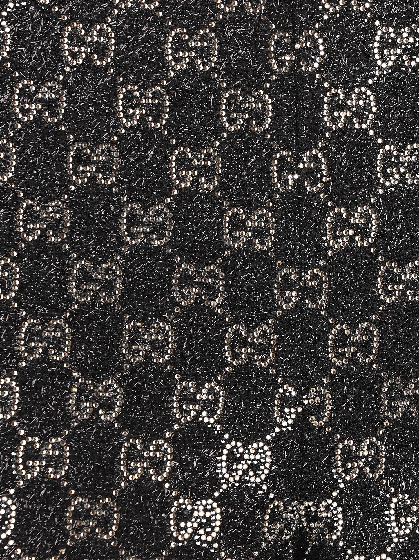 Shorts realizzati in tweed di lana. 853382 ZARWY1000 GUCCI 