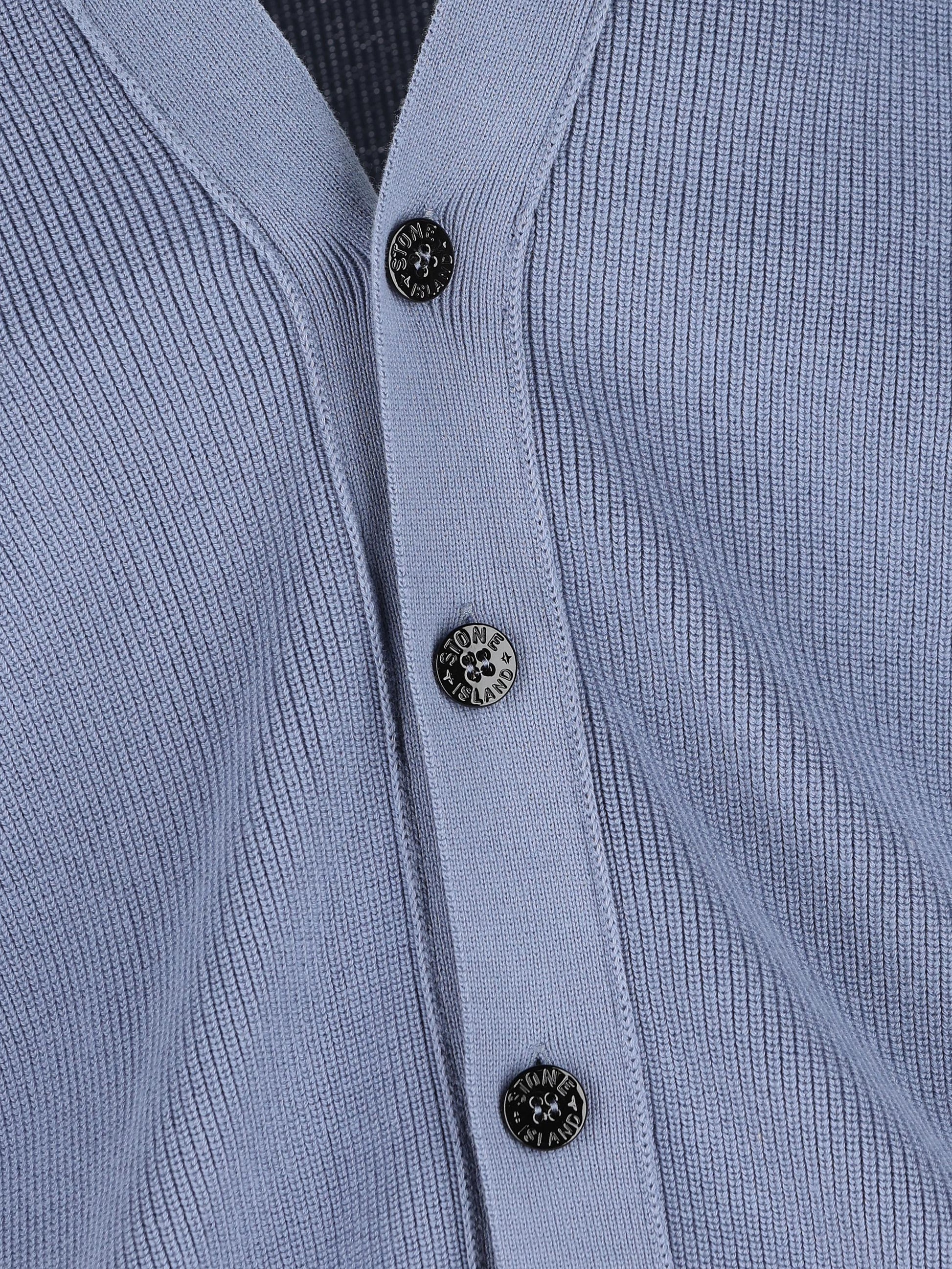 Cardigan realizzato in cotone. 5100009 S00D8V0024 STONE ISLAND 