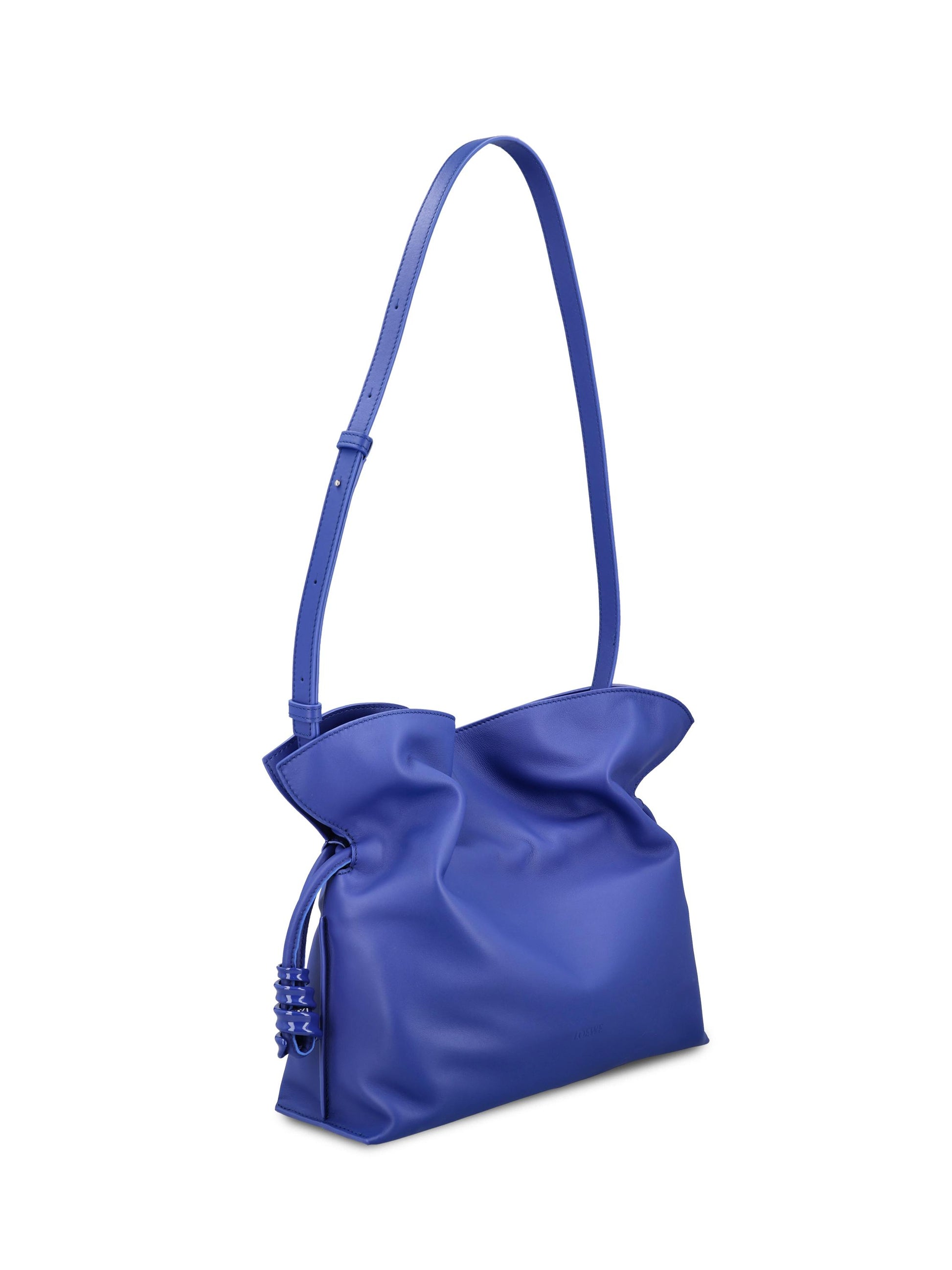 Borsa realizzata in pelle di vitello. A411FC1XEQ 5987 LOEWE 