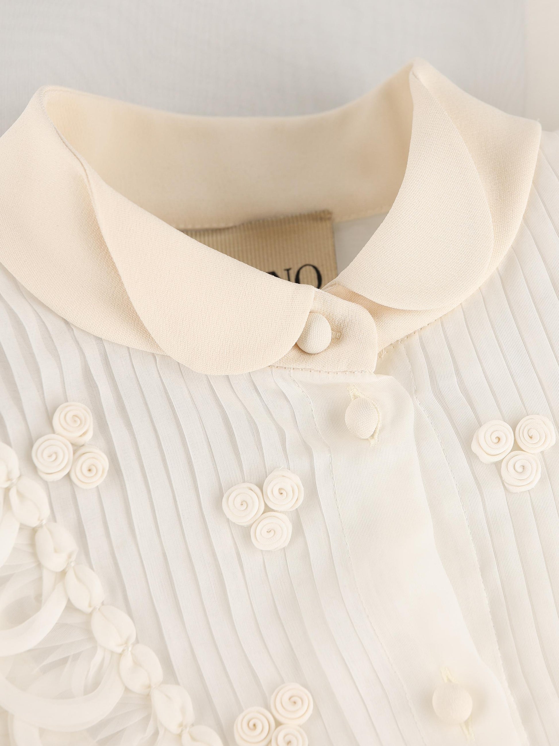 Camicia realizzata in seta. 8B0AB8B61C8 AD6 VALENTINO GARAVANI 