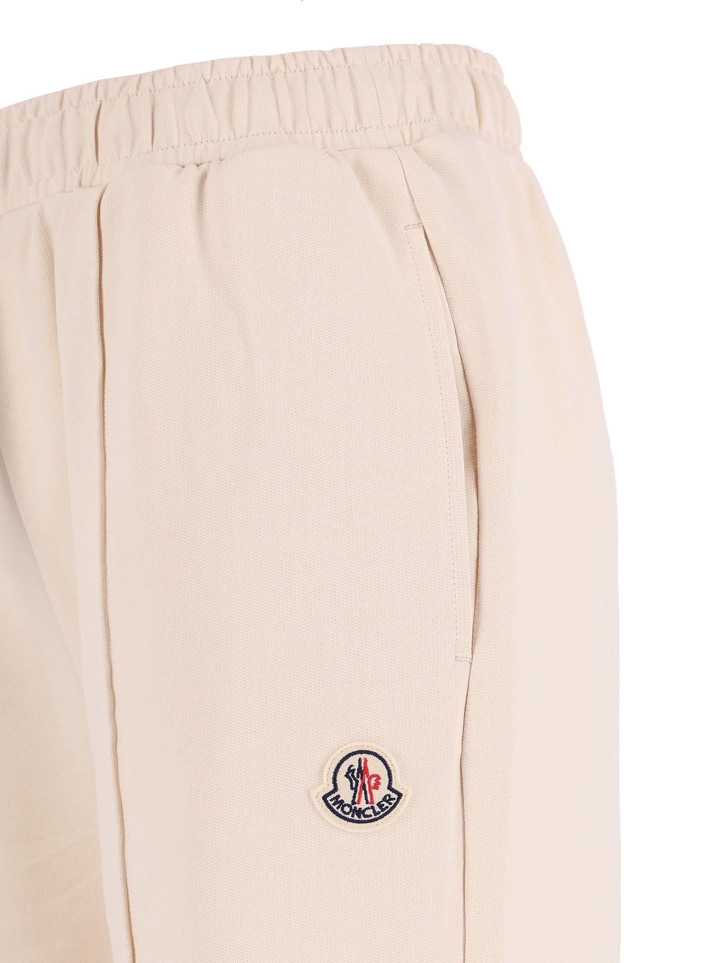 Pantaloni realizzati in cotone. W8H00002 89B2V034 MONCLER 