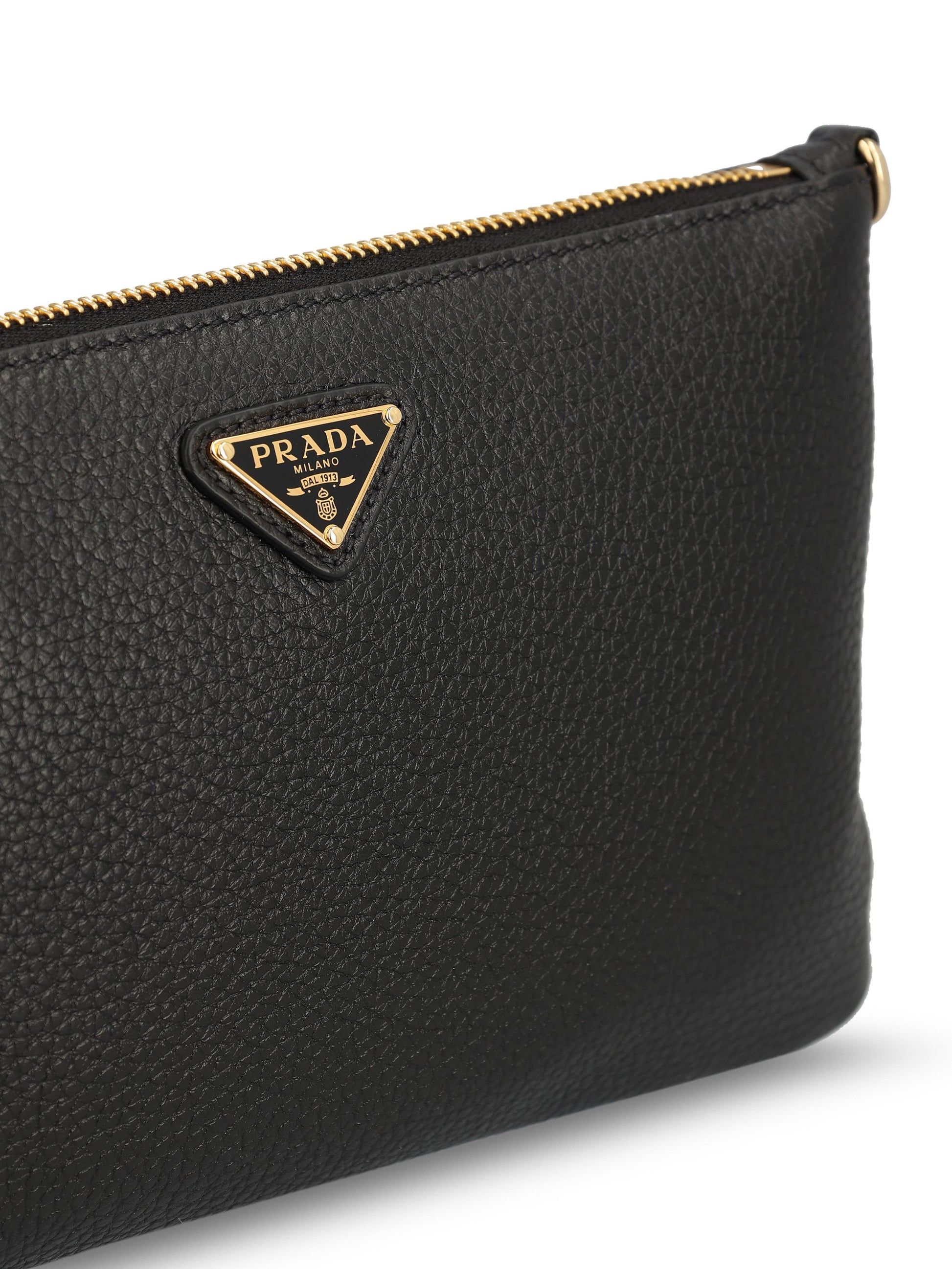 Pouch realizzata in pelle. 1NI061 2DKVF0002 PRADA 