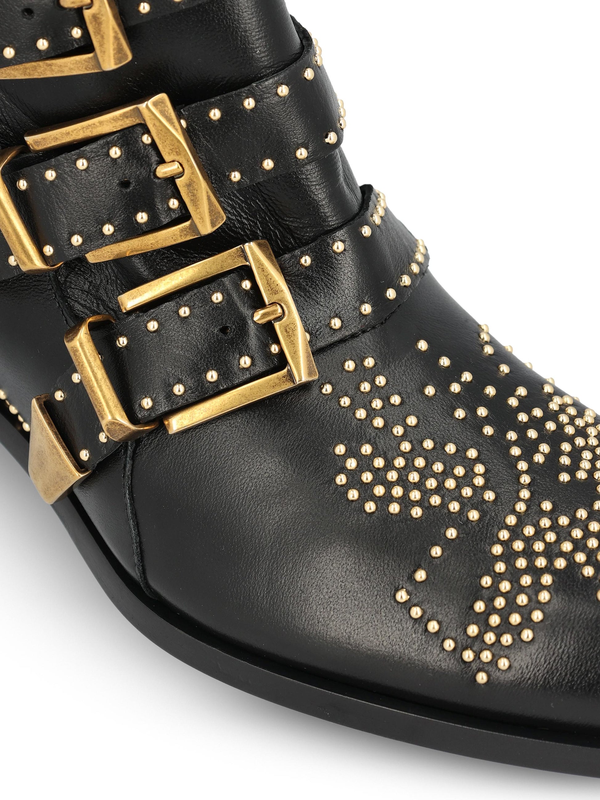 Stivaletti realizzati in nappa di montone CHC16A13475 0ZY CHLOE' 