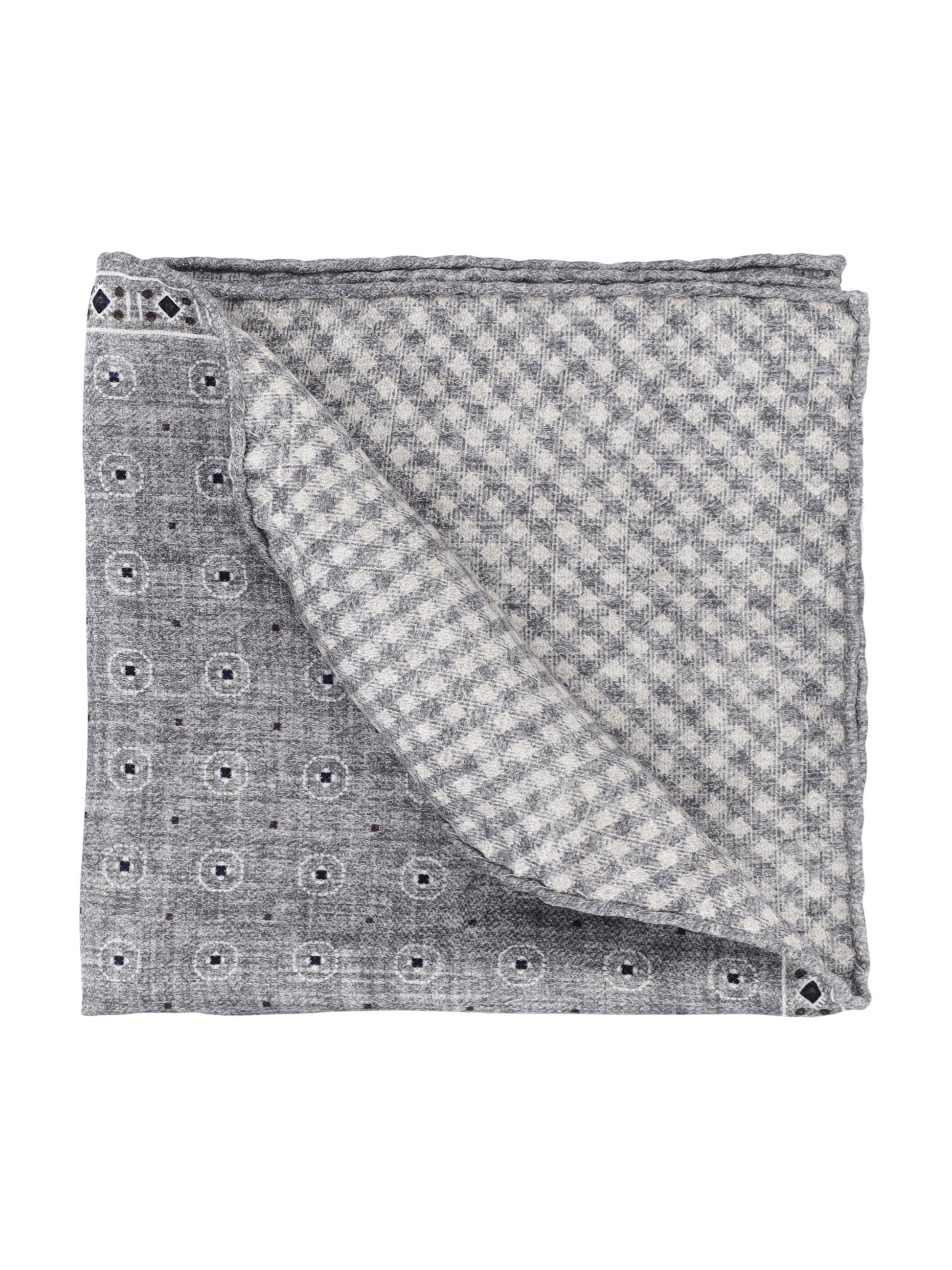 Pochette realizzata in seta. MX8670091 CPT68 BRUNELLO CUCINELLI 