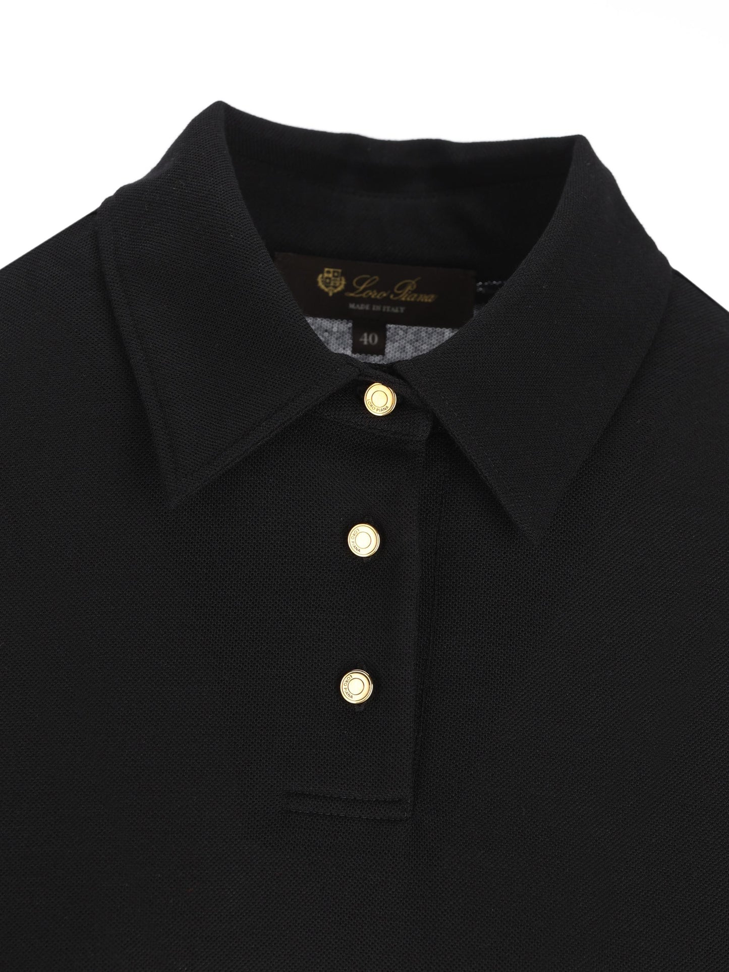 Polo realizzata in lana vergine. FAP8300 8000 LORO PIANA 