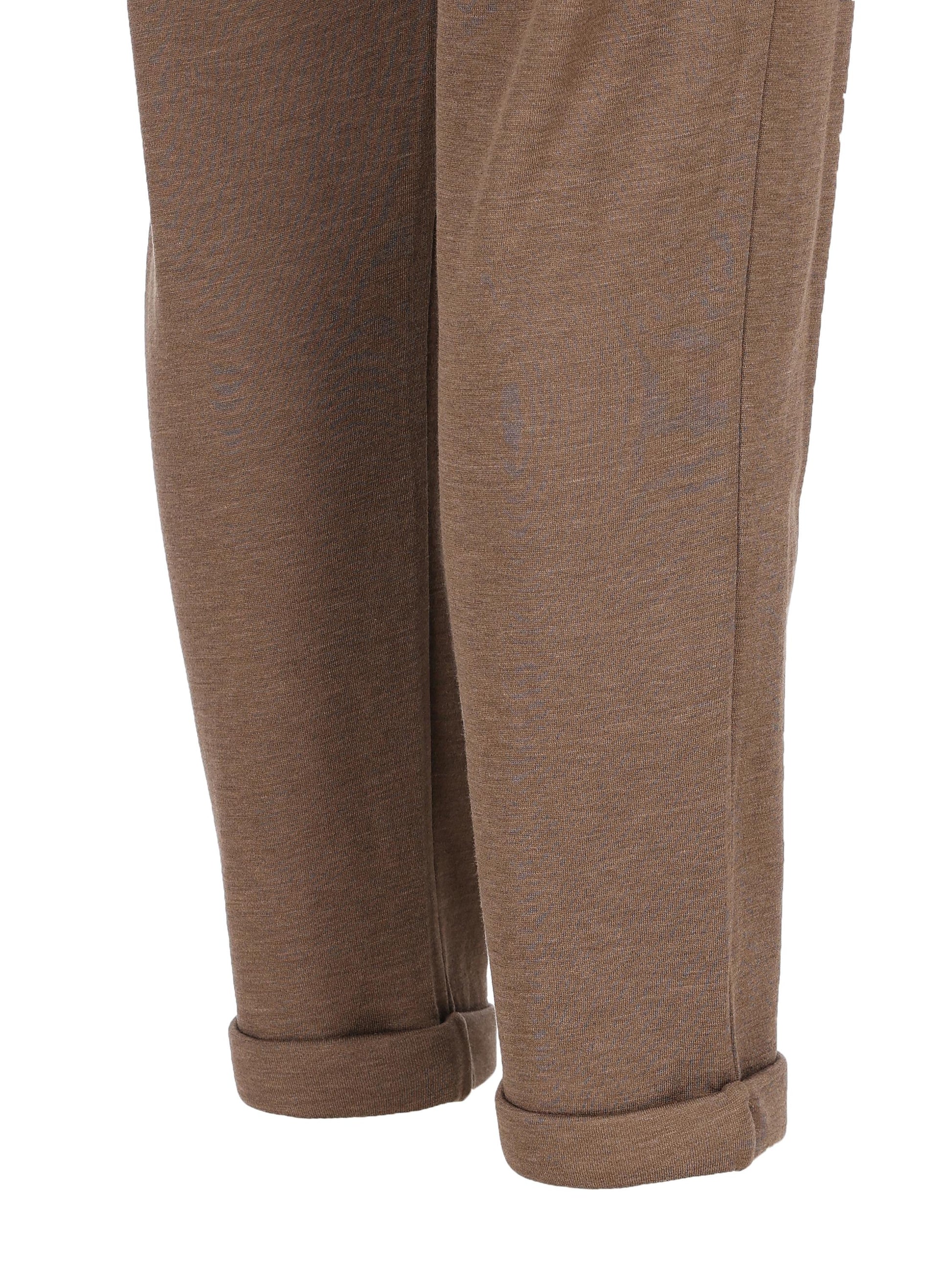 Pantaloni realizzati in cotone e seta. MD828SB899 C9122 BRUNELLO CUCINELLI 