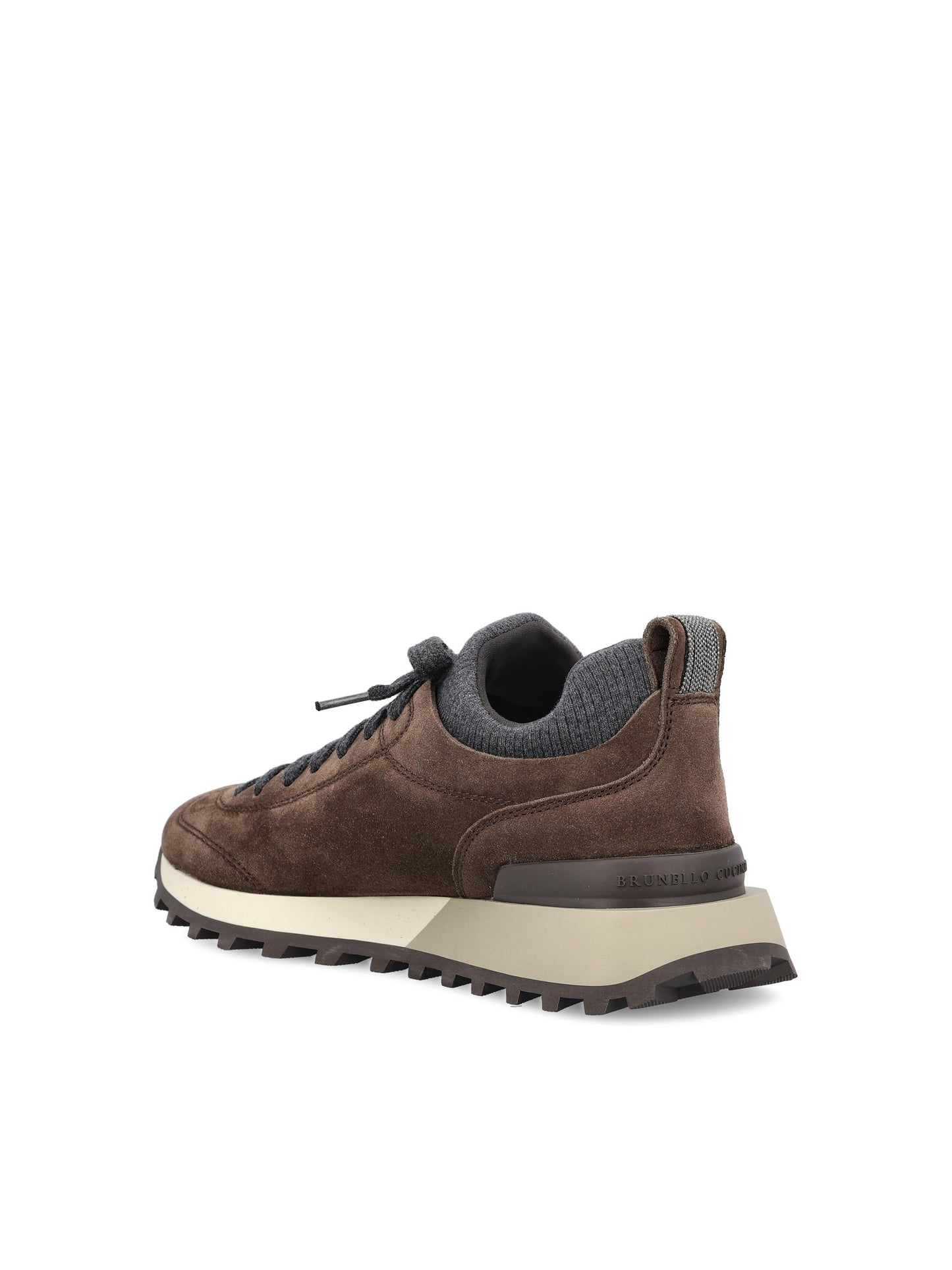 Sneakers realizzate in pelle scamosciata. MZ60G3087 C2803 BRUNELLO CUCINELLI 
