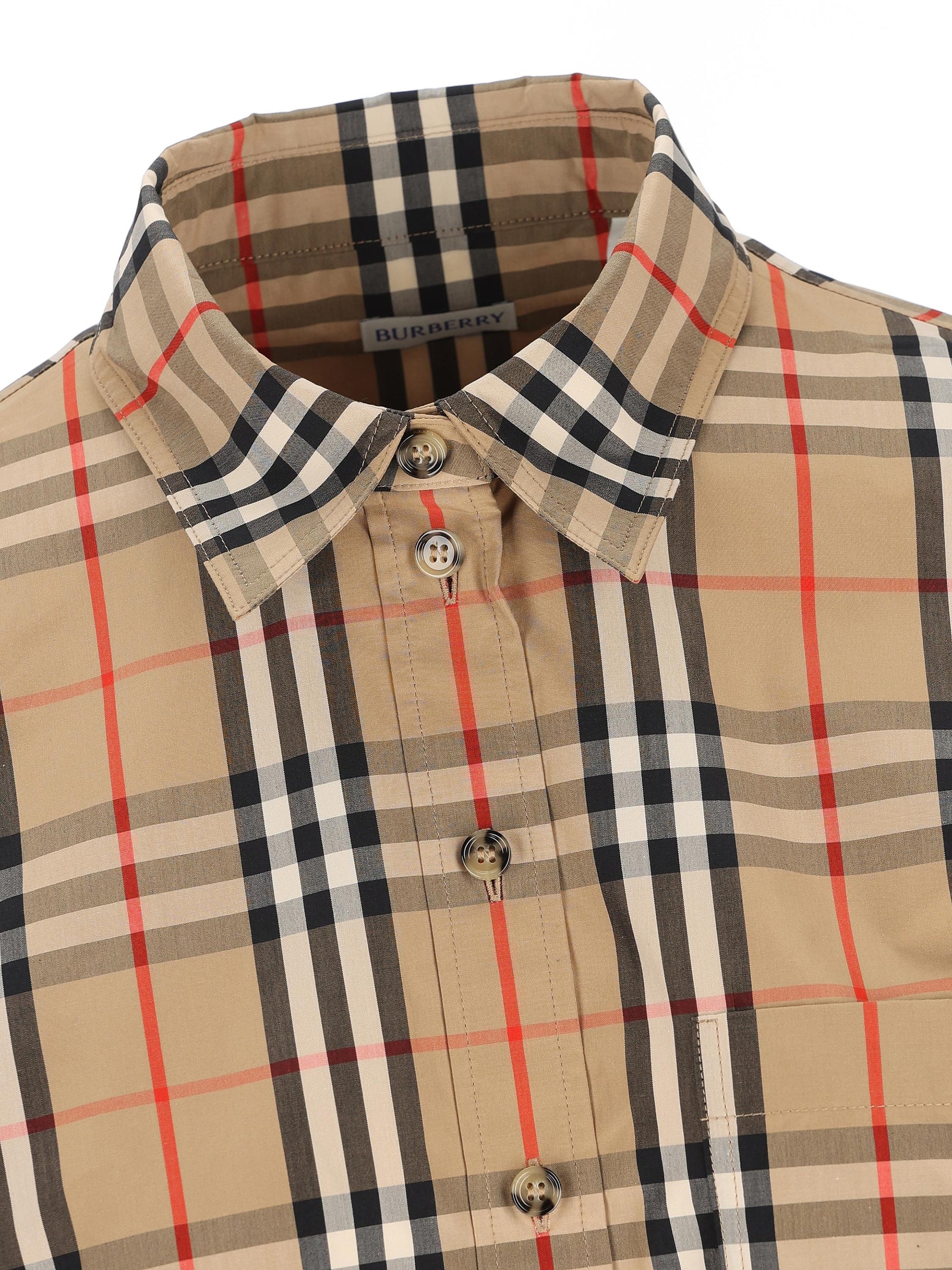 Camicia realizzata in cotone. 8111847 A7028 BURBERRY 
