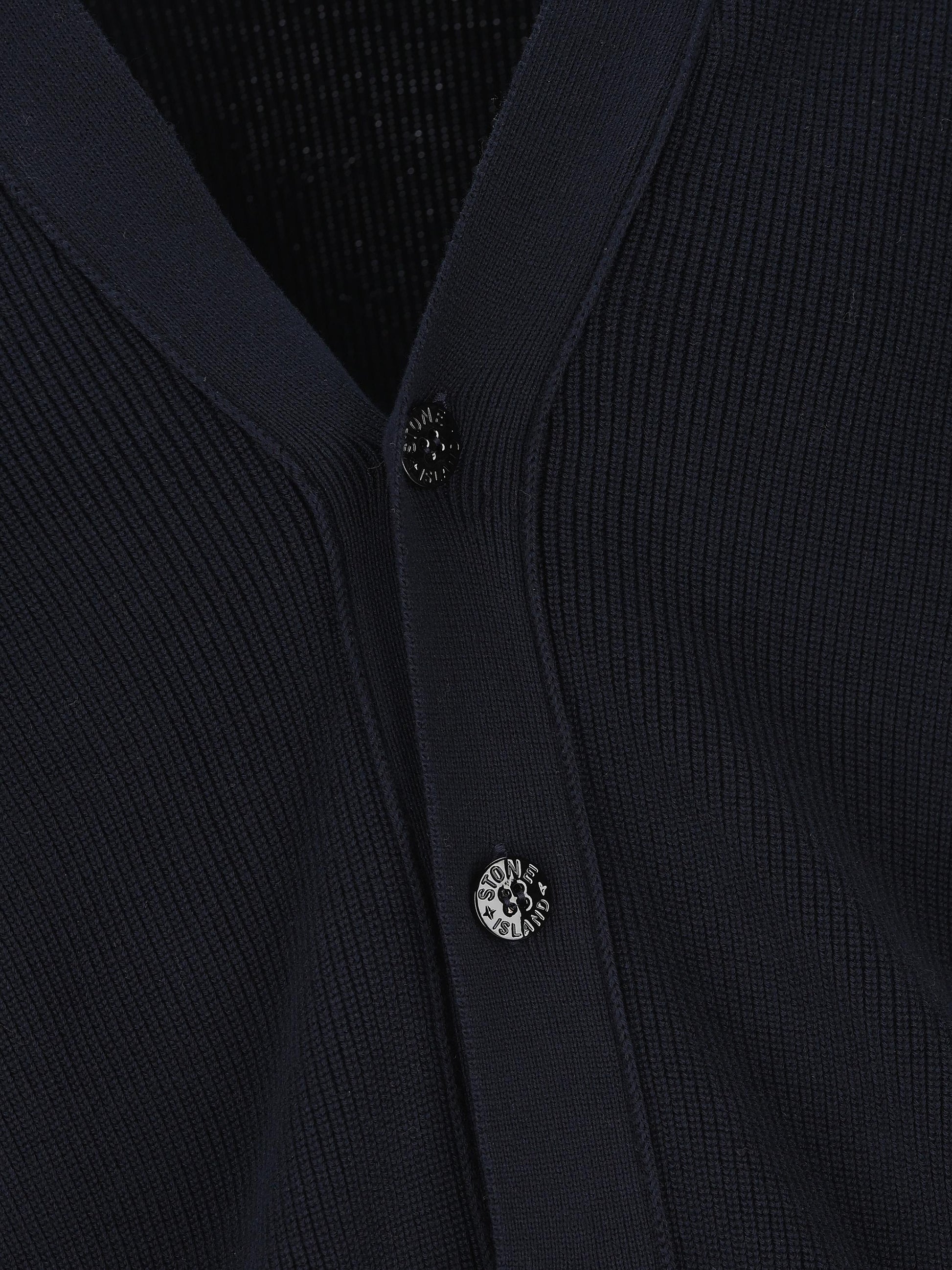 Cardigan realizzato in cotone. 5100009 S00D8V0020 STONE ISLAND 
