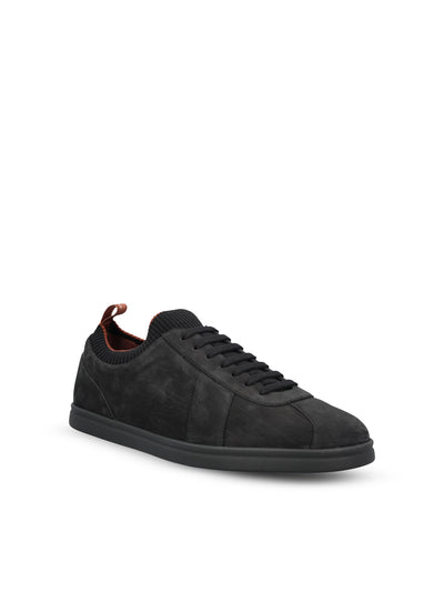 Sneakers realizzate in pelle di vitello. FAP7422 8000 LORO PIANA 
