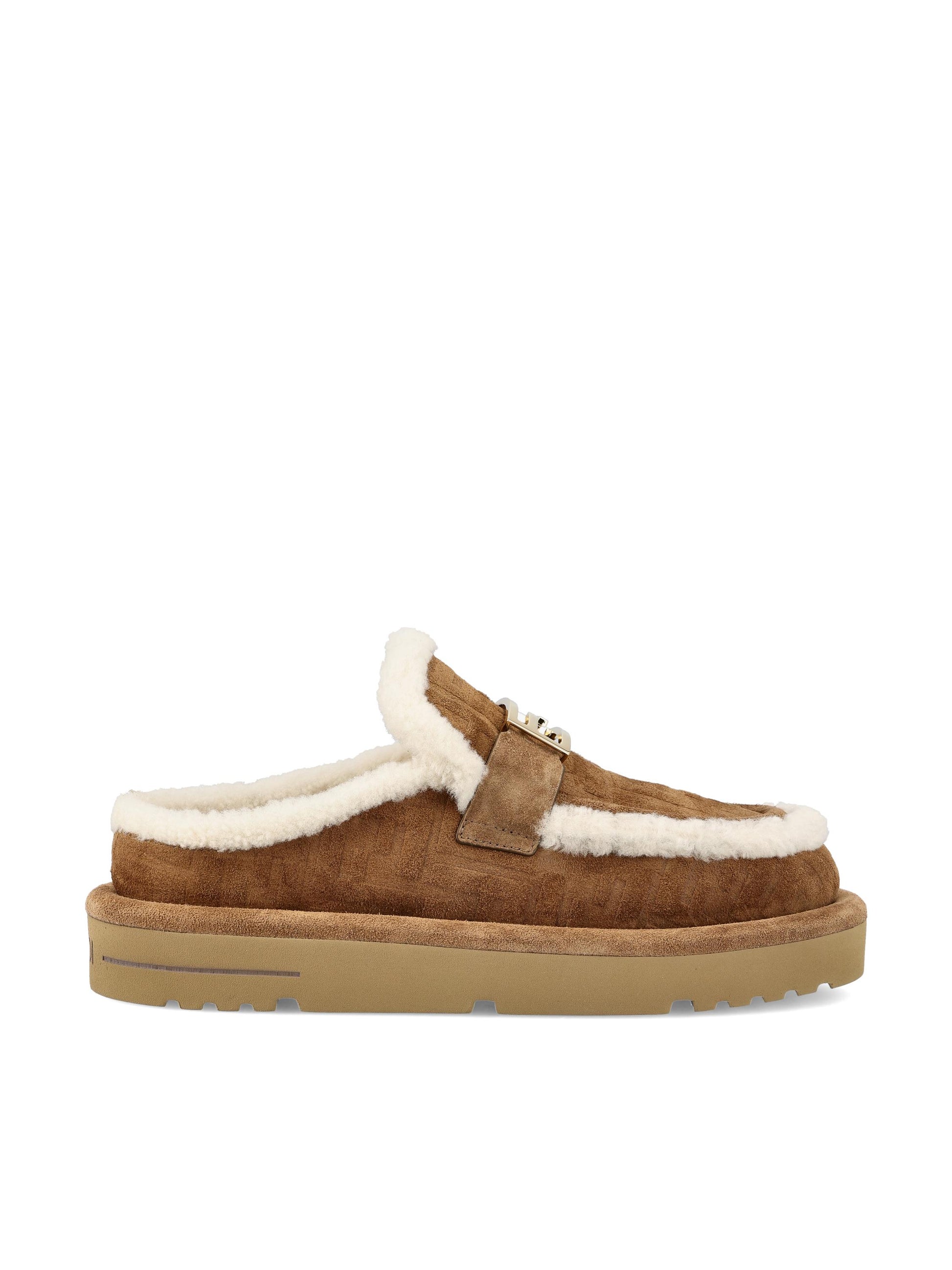 Sabot realizzati in camoscio. 8R8777 ASA1F0C23 FENDI 