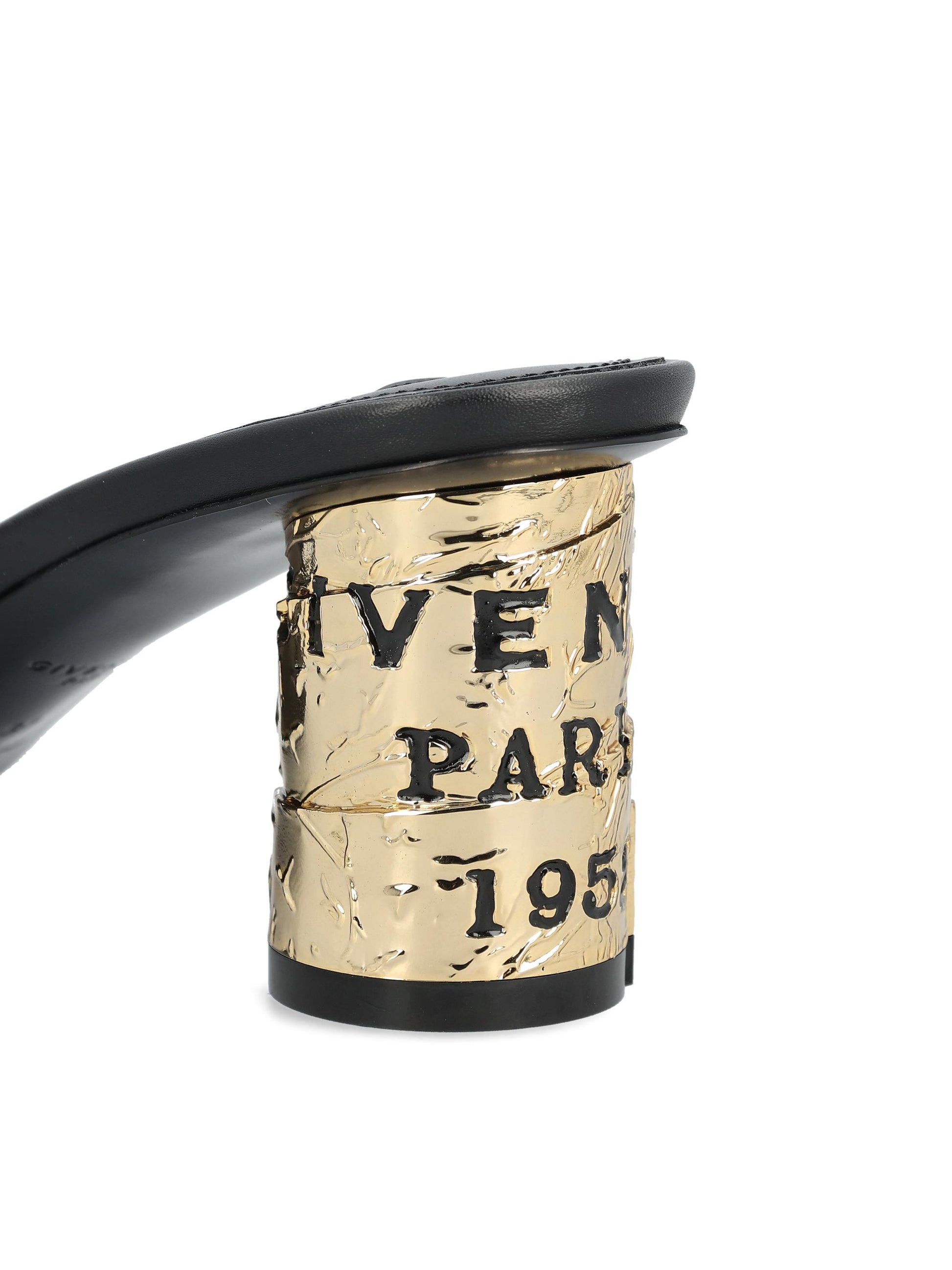 Mule realizzate in pelle di vitello. BE30AGE1J7 001 GIVENCHY 