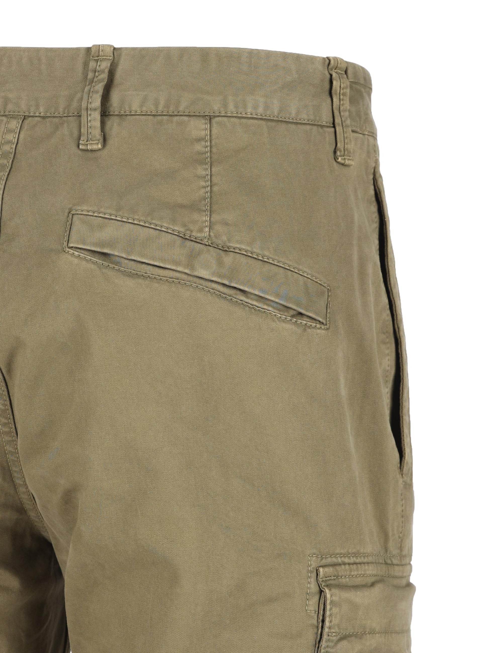 Pantaloni realizzati in cotone. 3100051 S0004V015G STONE ISLAND 