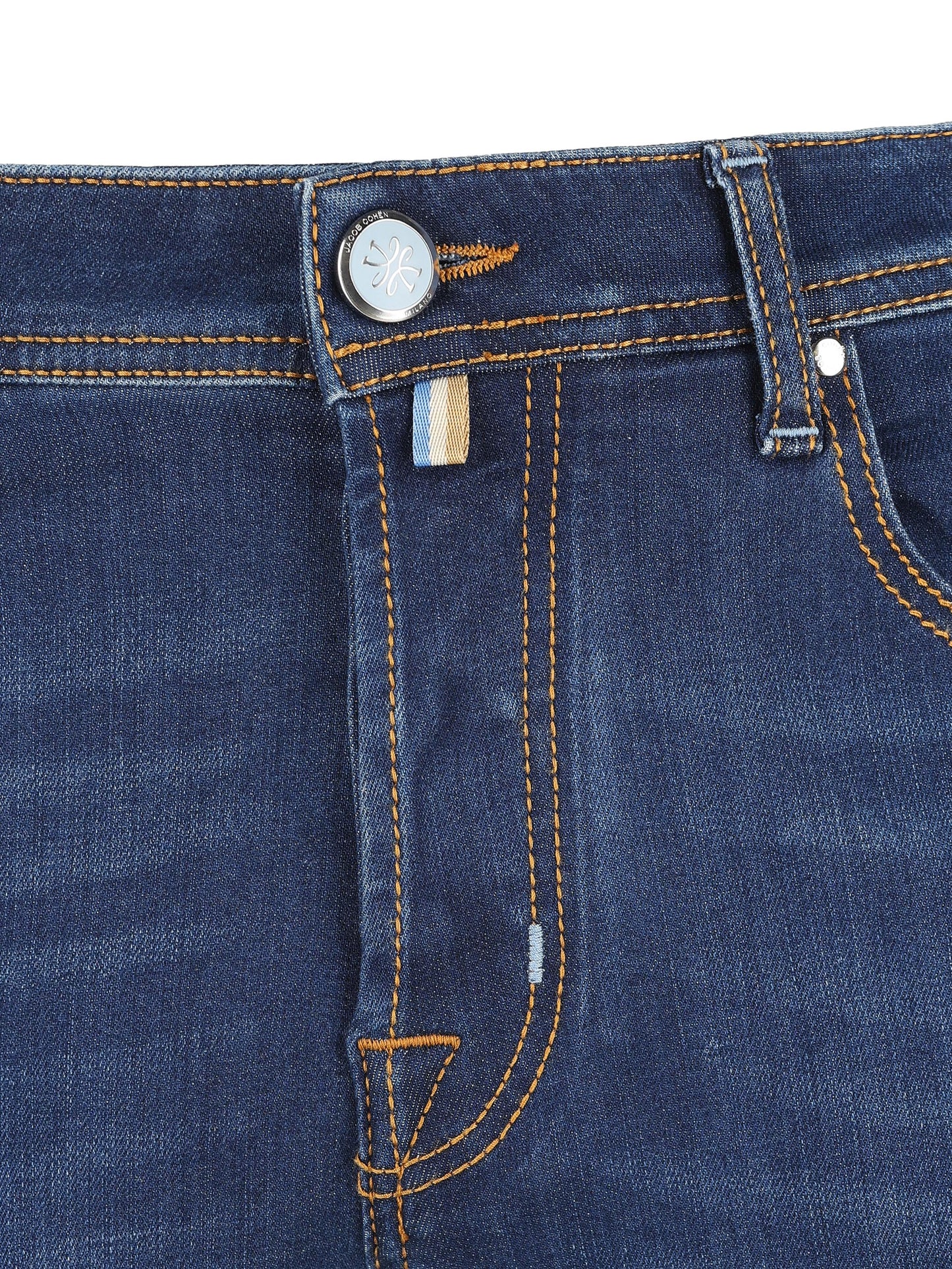 Pantaloni realizzati in viscosa e cotone. QE004057 P3582V1100D JACOB COHËN 