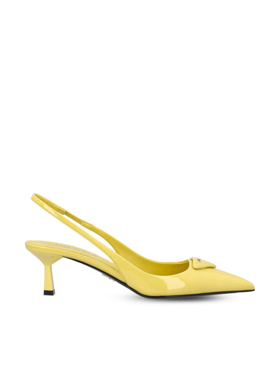 Décolleté slingback realizzate in pelle verniciata. 1I901M XUWF068X PRADA 