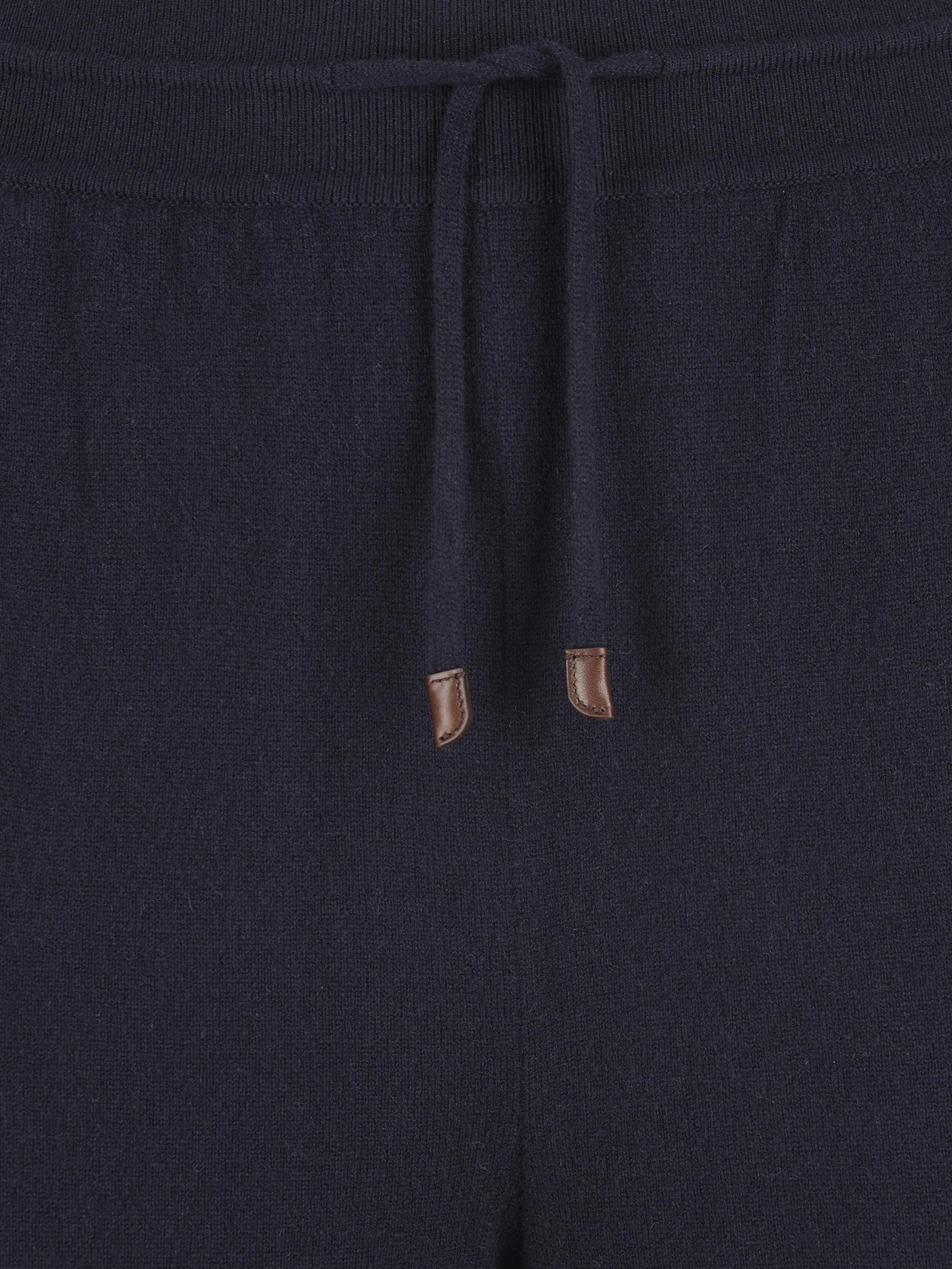 Pantaloni realizzati in baby cashmere. FAP0179 W000 LORO PIANA 