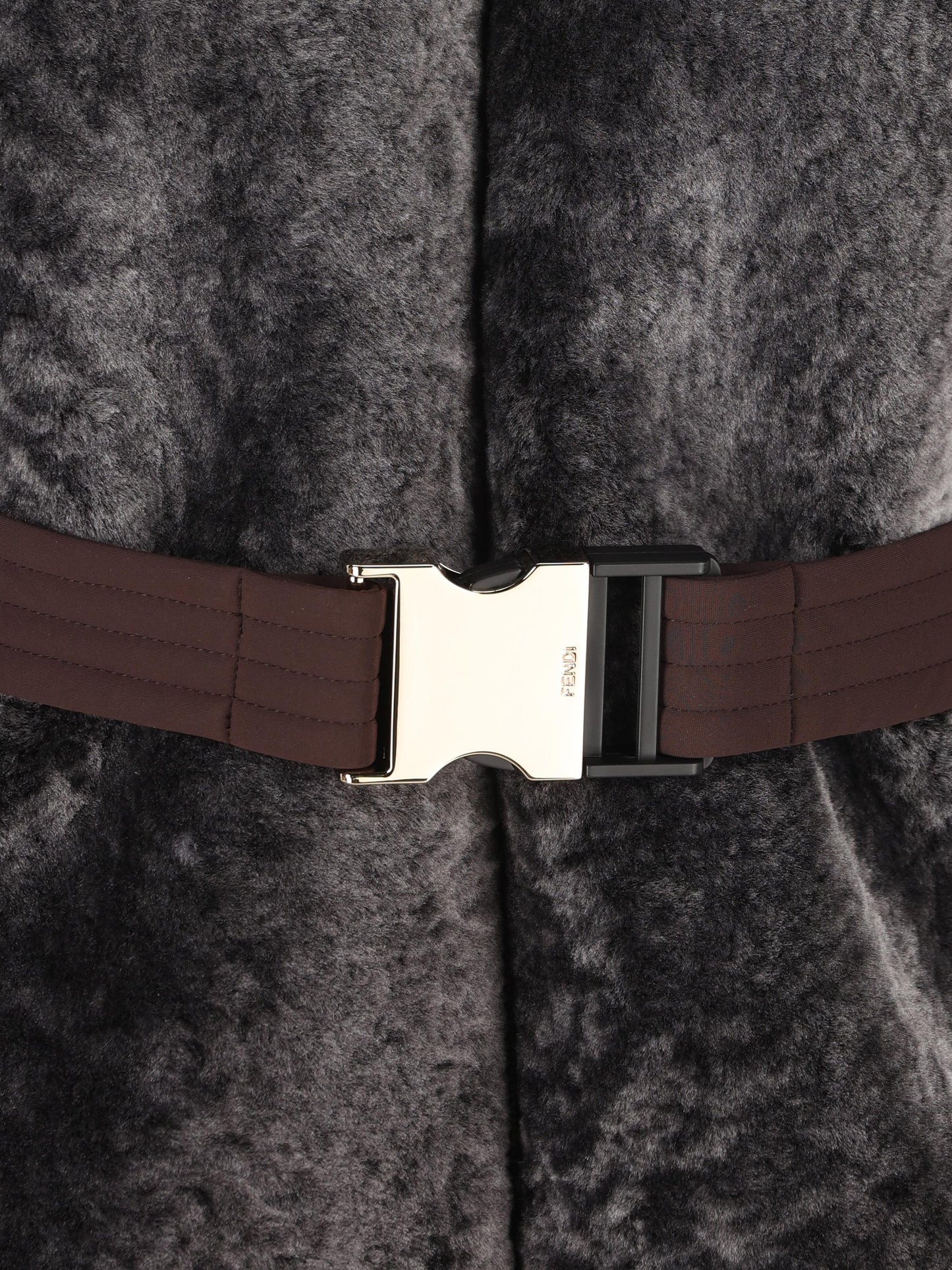 Giacca da sci in shearling e tessuto tecnico. FAN150 AT98F1T6H FENDI 