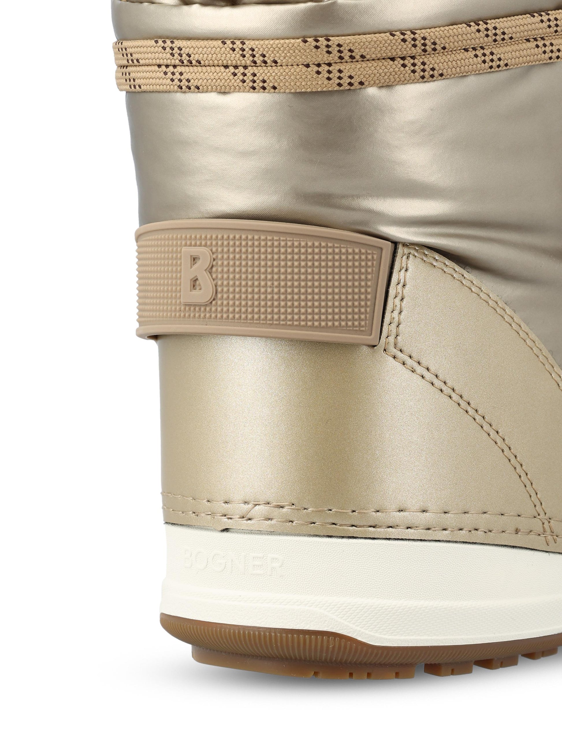 Stivaletti realizzati in materiale sintetico. 32547204 004 BOGNER 