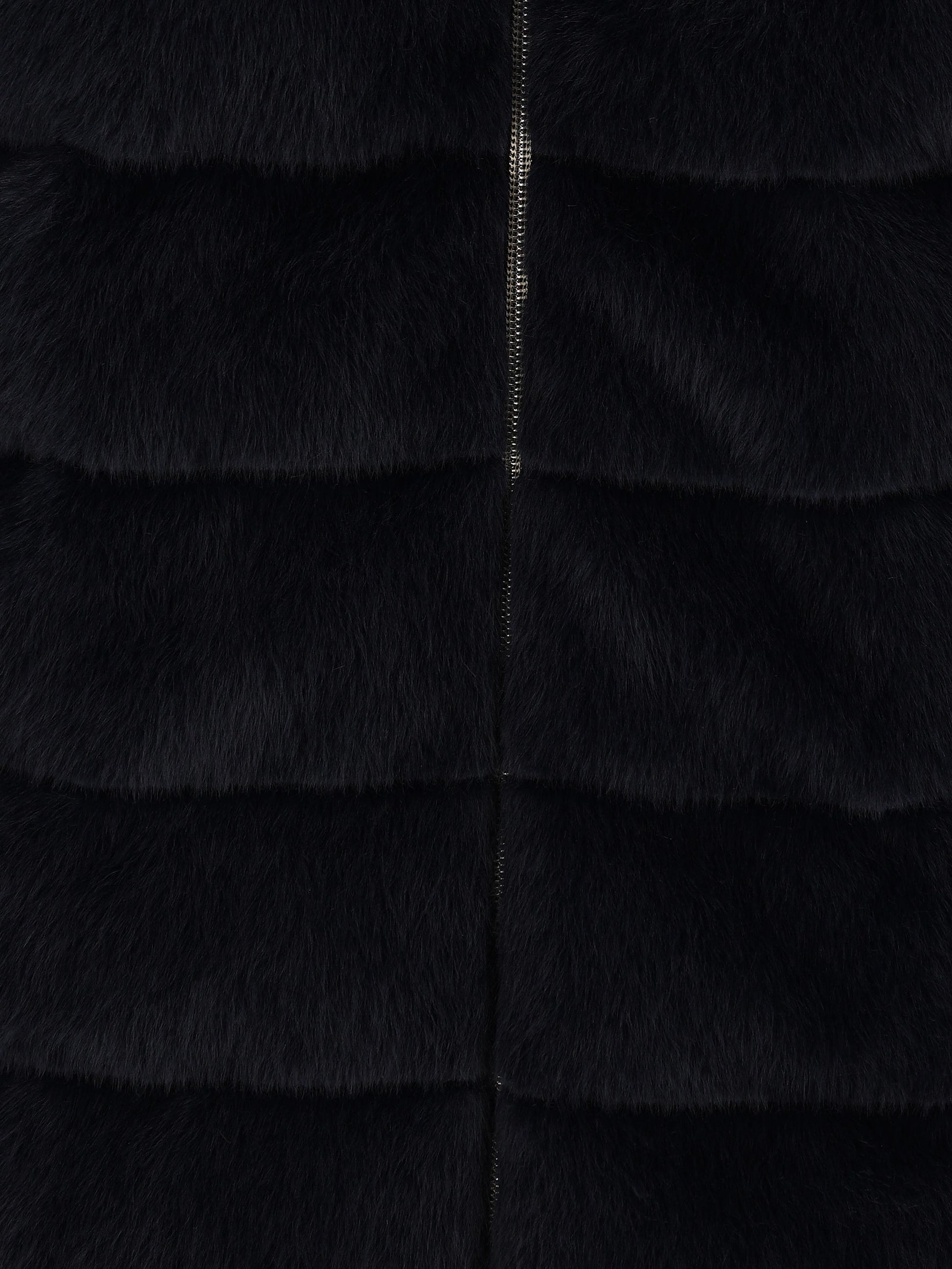 Piumino realizzato in poliestere. PI002123D 126309200 HERNO 