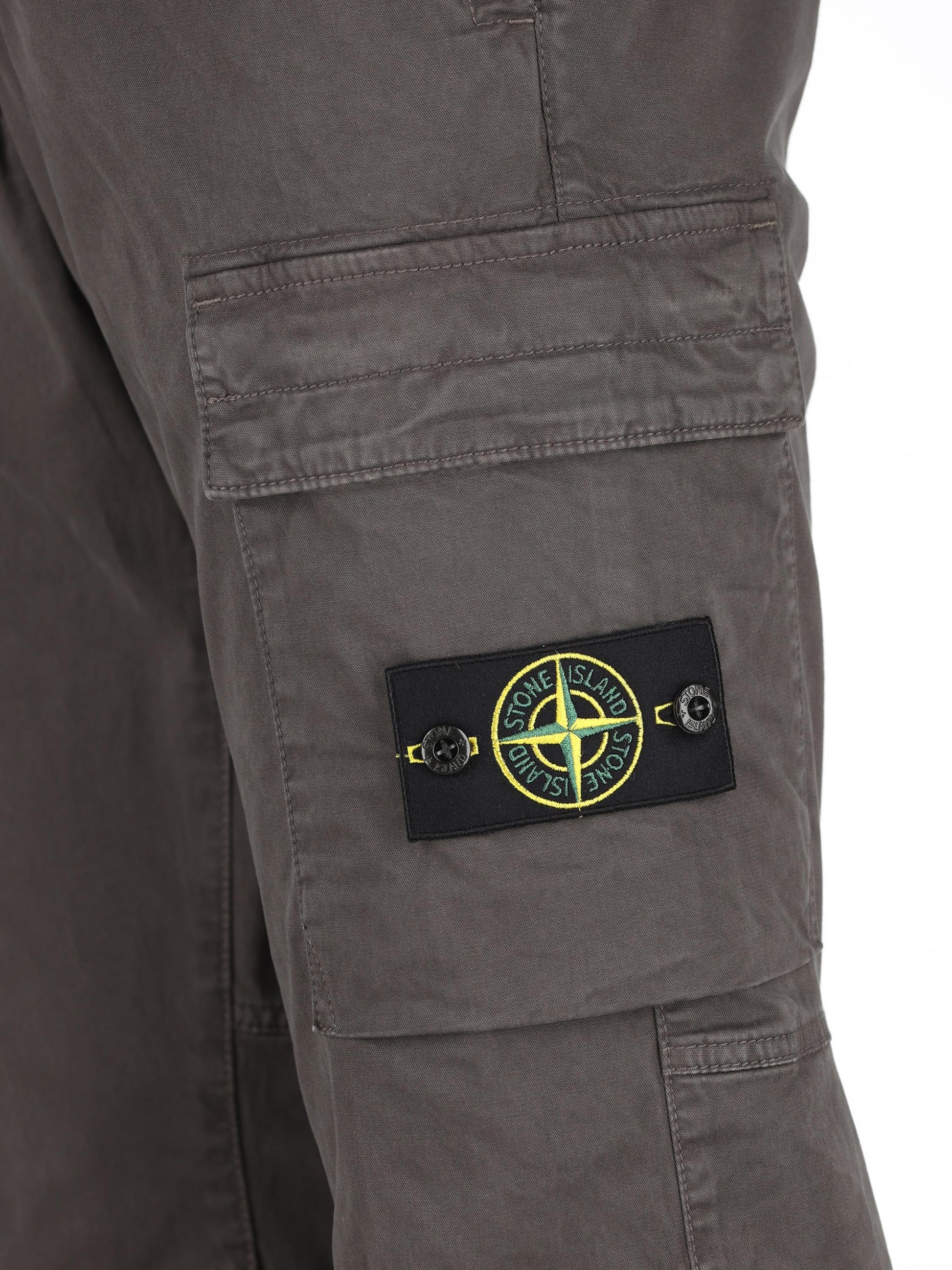Pantaloni realizzati in cotone. 3100051 S0004V0165 STONE ISLAND 