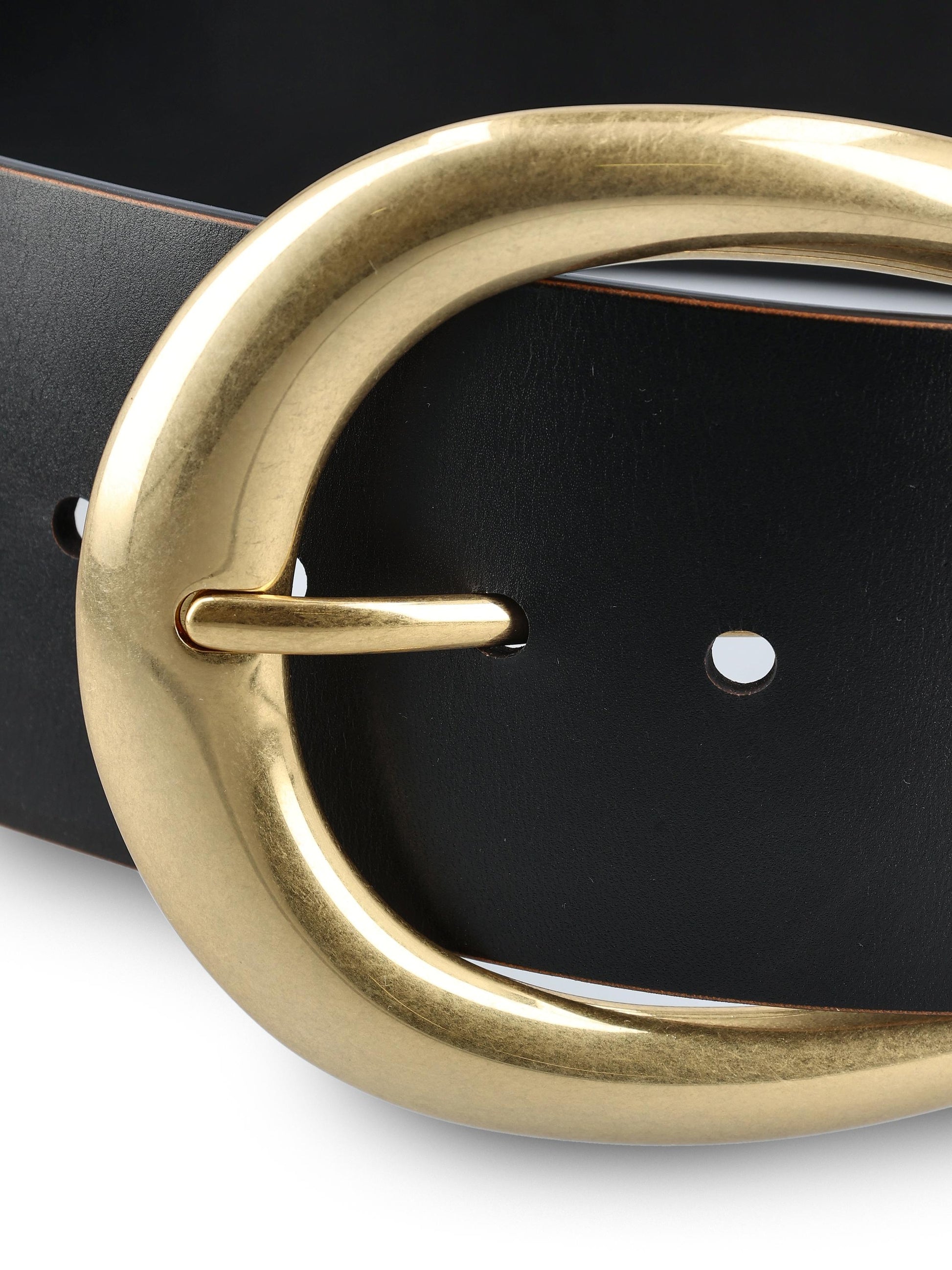 Cintura realizzata in pelle. CH25WBB04CWZ 001 CHLOE' 