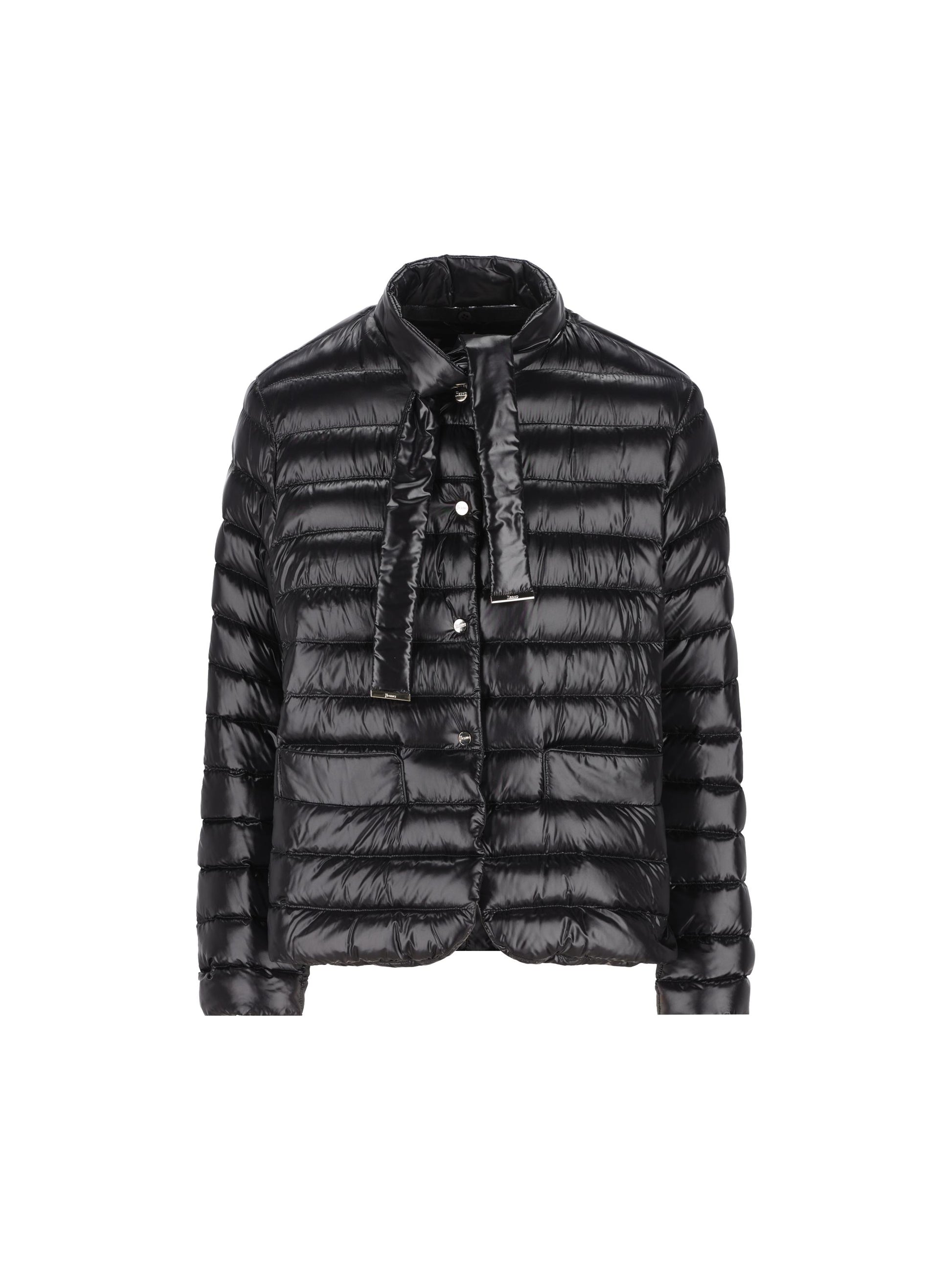 Piumino realizzato in poliammide. PI002201D 12017Z9300 HERNO 