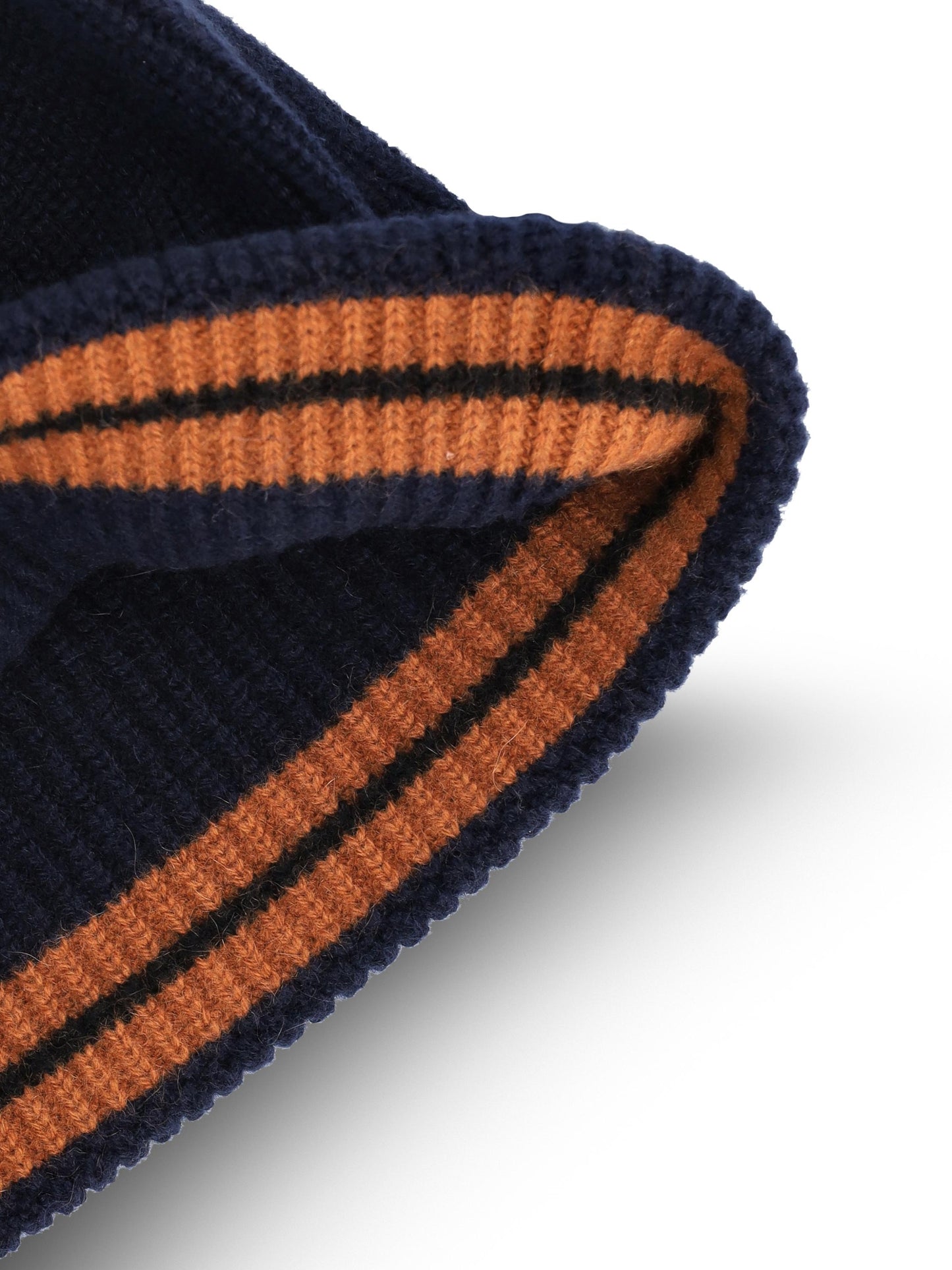 Berretto realizzato in cashmere. RUEAT01A8 BNIB09 ZEGNA 