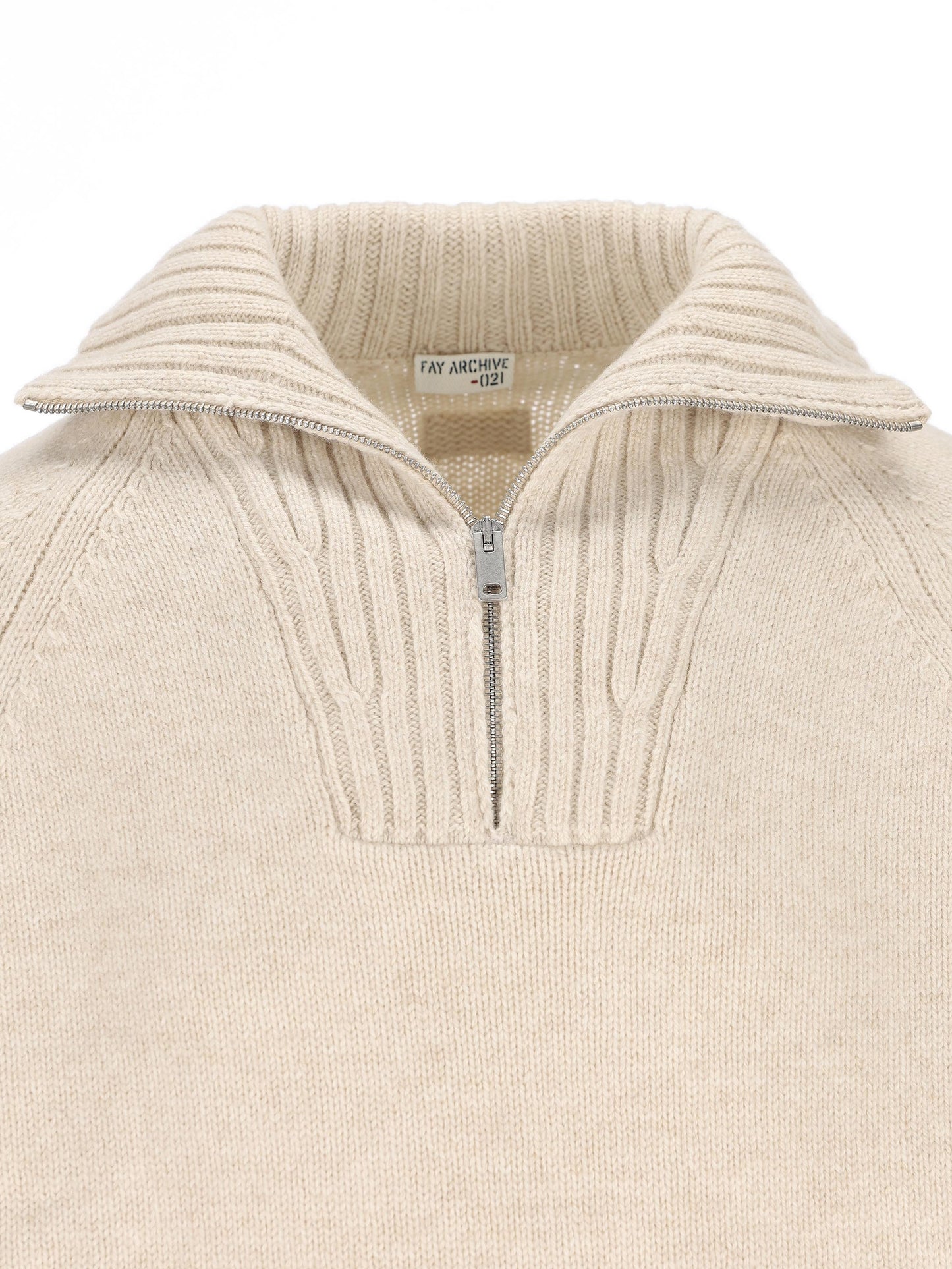 Lupetto realizzato in lana. MMMC1512790WLC B005 FAY 