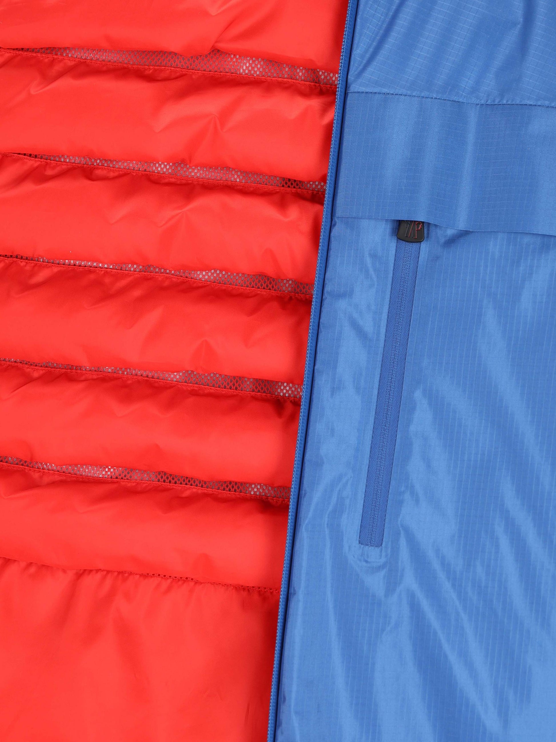 Giacca realizzata in poliammide. M1A00014 5998075C MONCLER GRENOBLE 